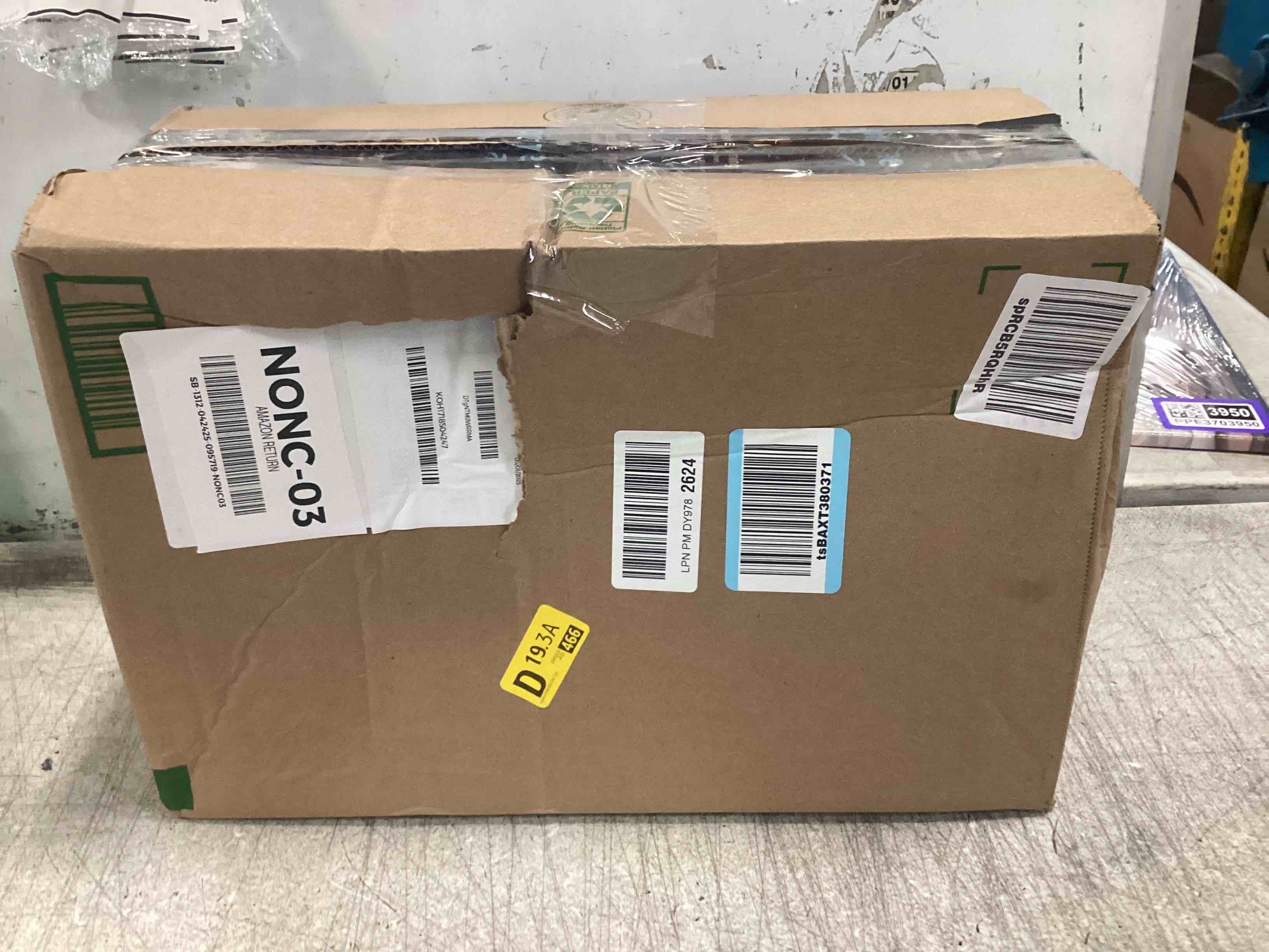https://s3.amazonaws.com/lotting-images-prod/bidfta/TEA3333514_1747935013584.jpeg