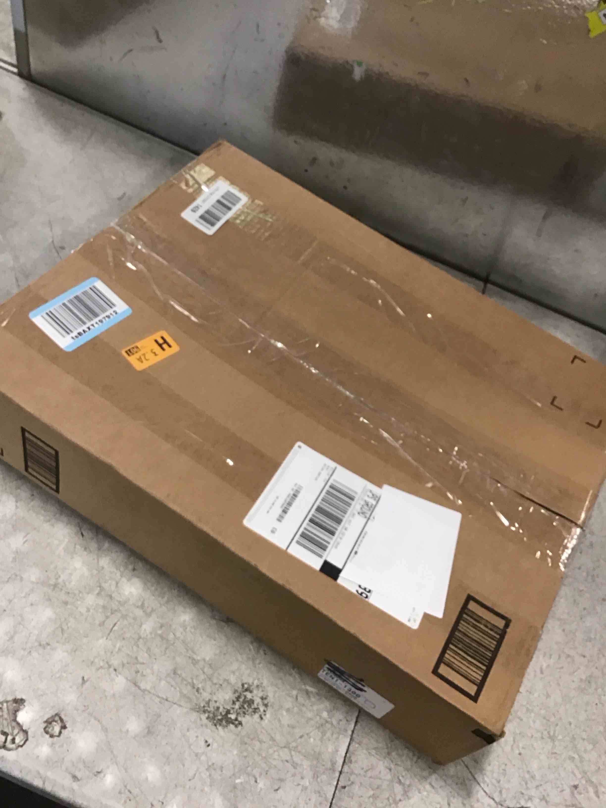 https://s3.amazonaws.com/lotting-images-prod/bidfta/TEA3334111_1746628550230.jpeg