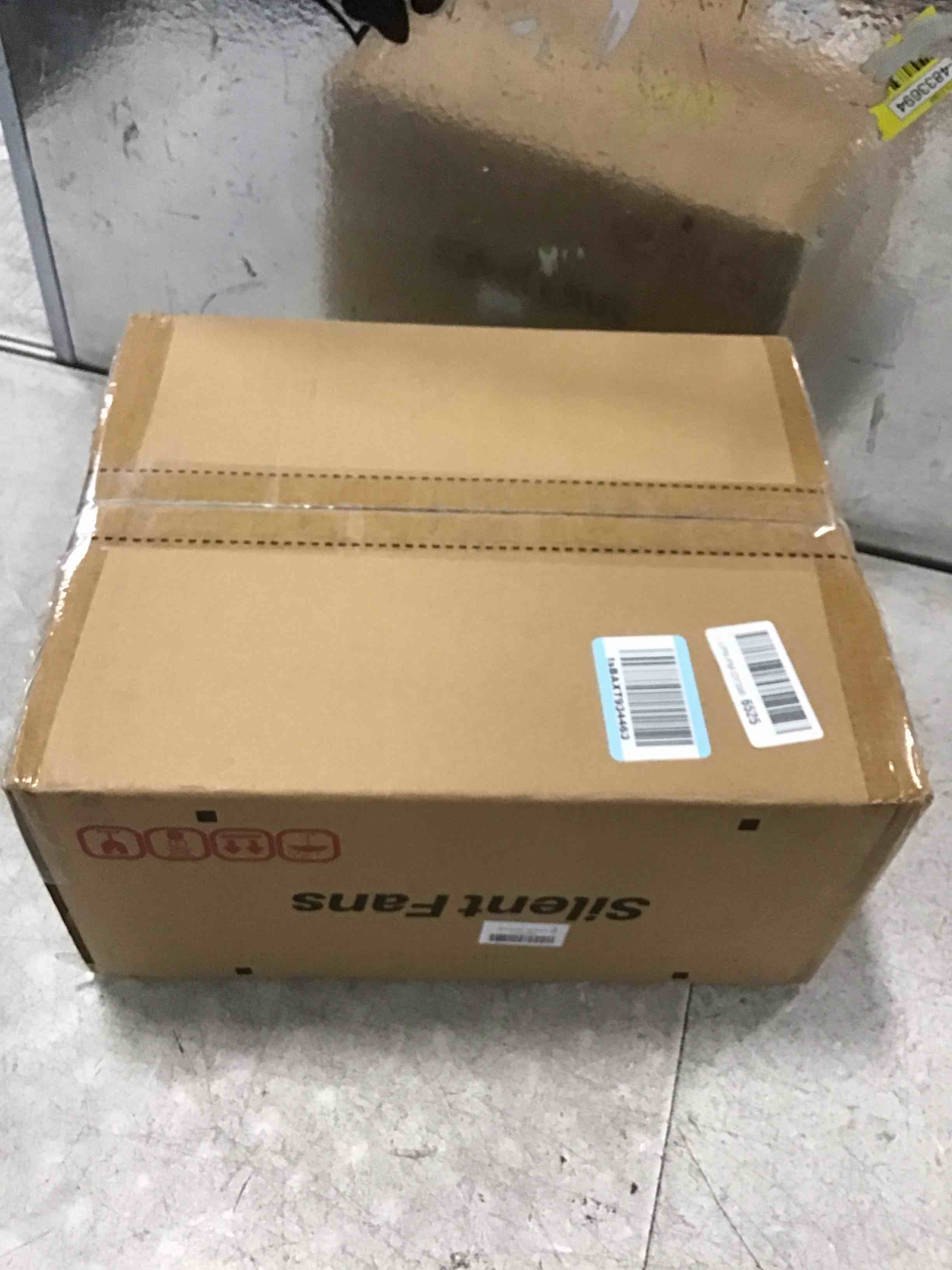 https://s3.amazonaws.com/lotting-images-prod/bidfta/TEA3334191_1746639373363.jpeg