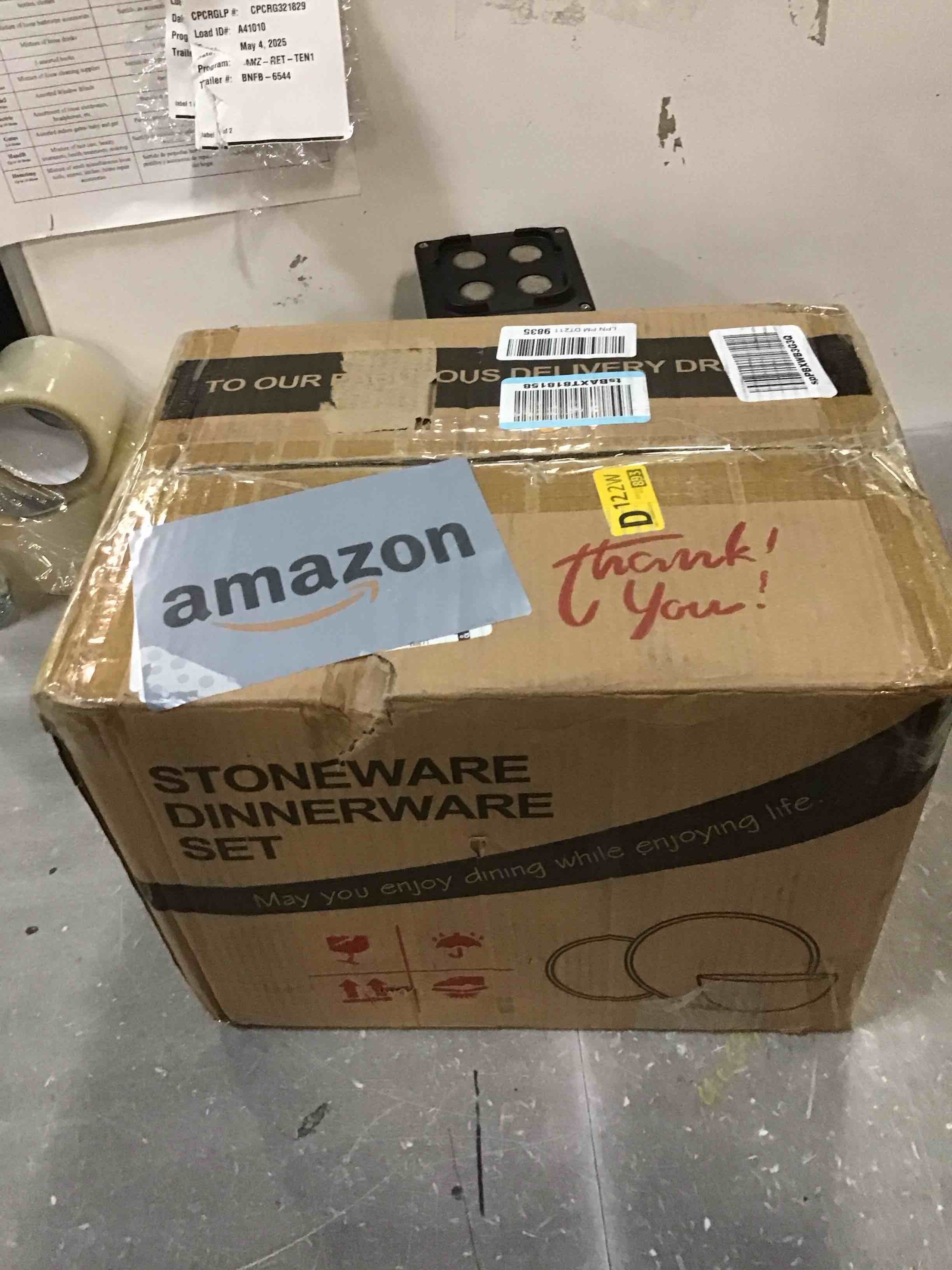 https://s3.amazonaws.com/lotting-images-prod/bidfta/TEA3334363_1746714030142.jpeg