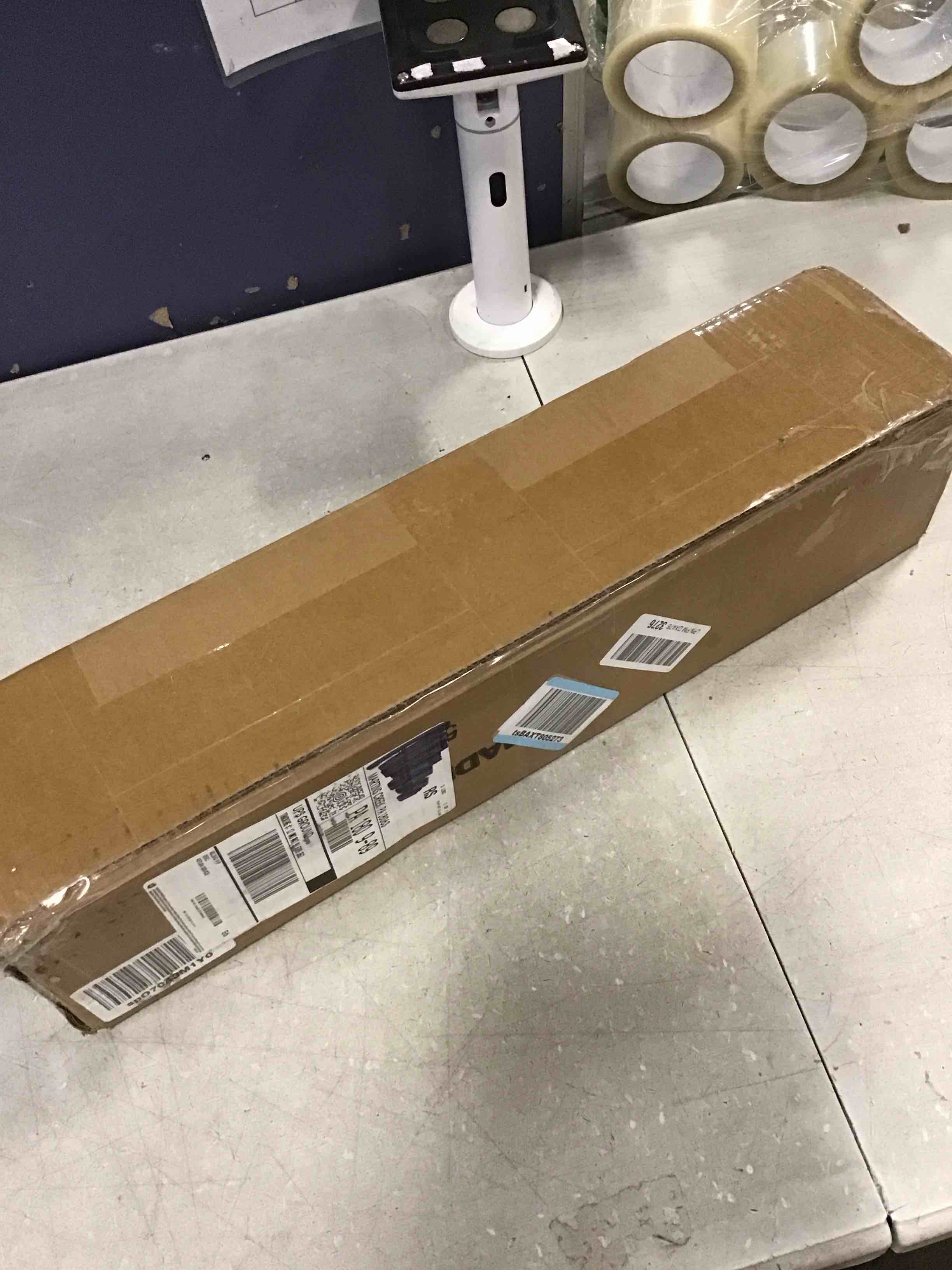 https://s3.amazonaws.com/lotting-images-prod/bidfta/TEA3335155_1747315206762.jpeg