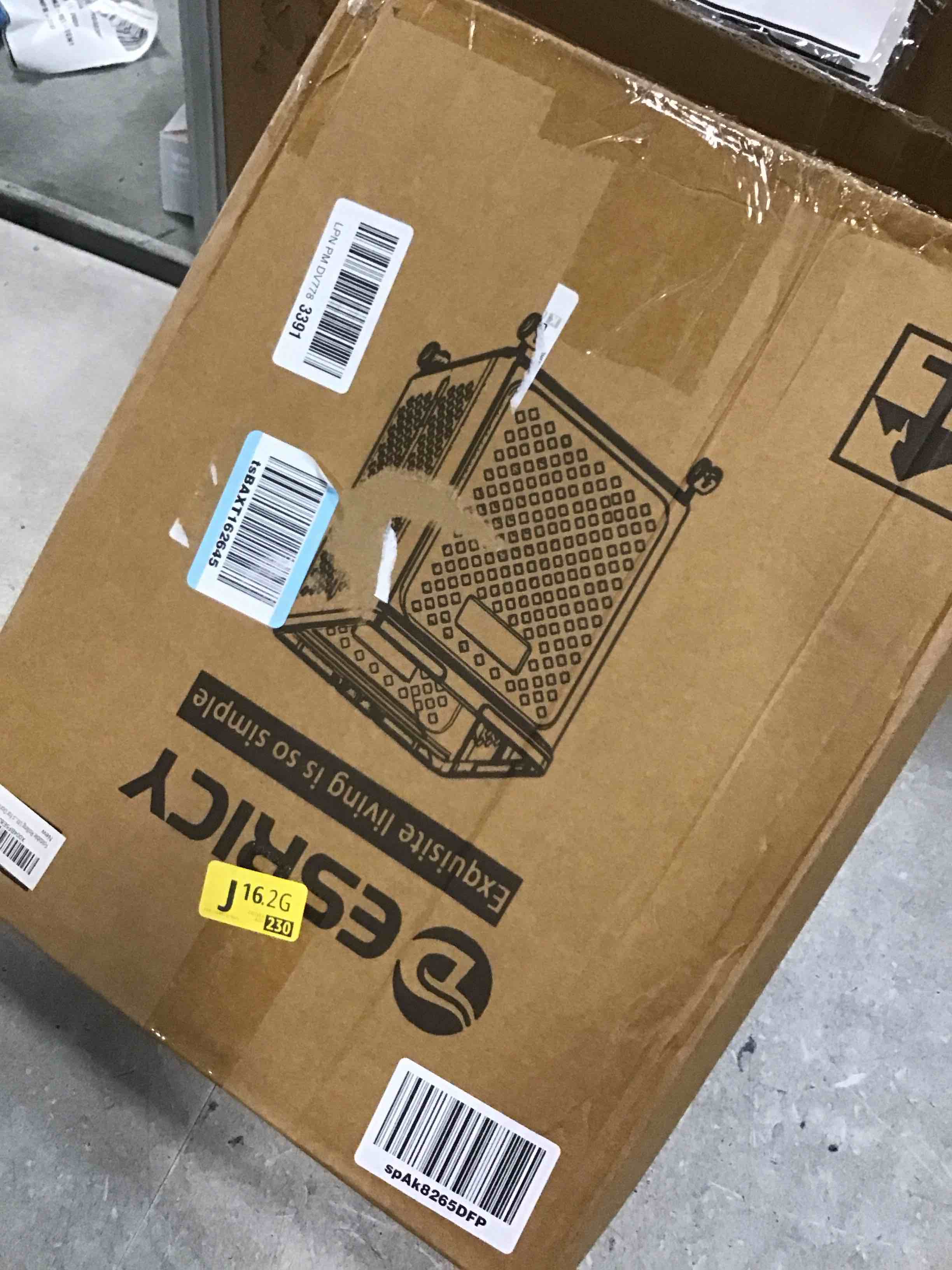https://s3.amazonaws.com/lotting-images-prod/bidfta/TEA3335486_1747412166486.jpeg