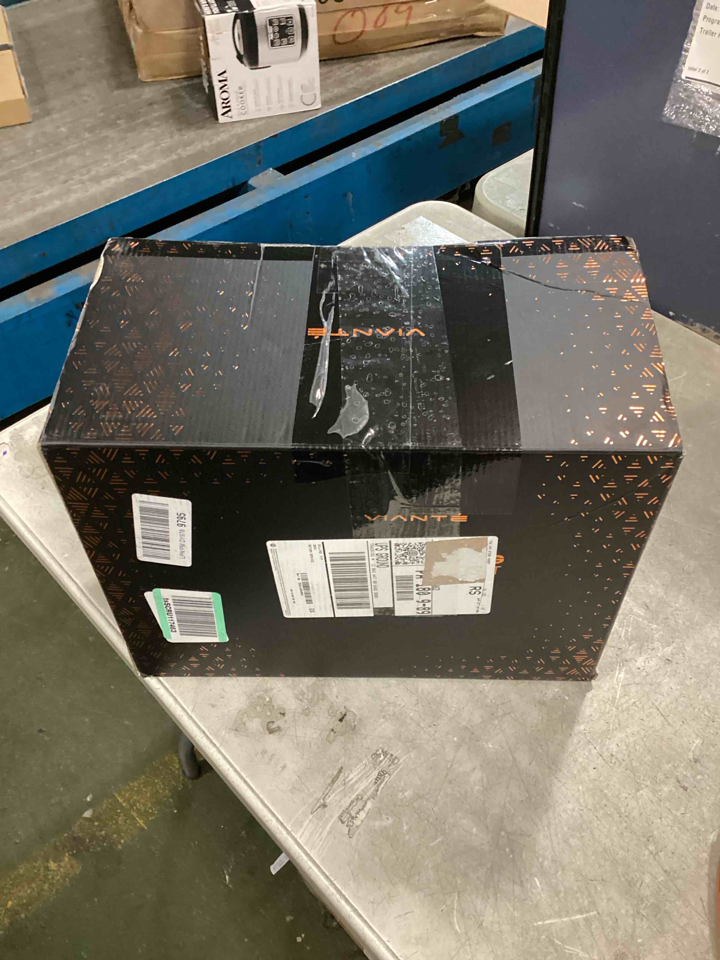 https://s3.amazonaws.com/lotting-images-prod/bidfta/TEA3336975_1748618513342.jpeg
