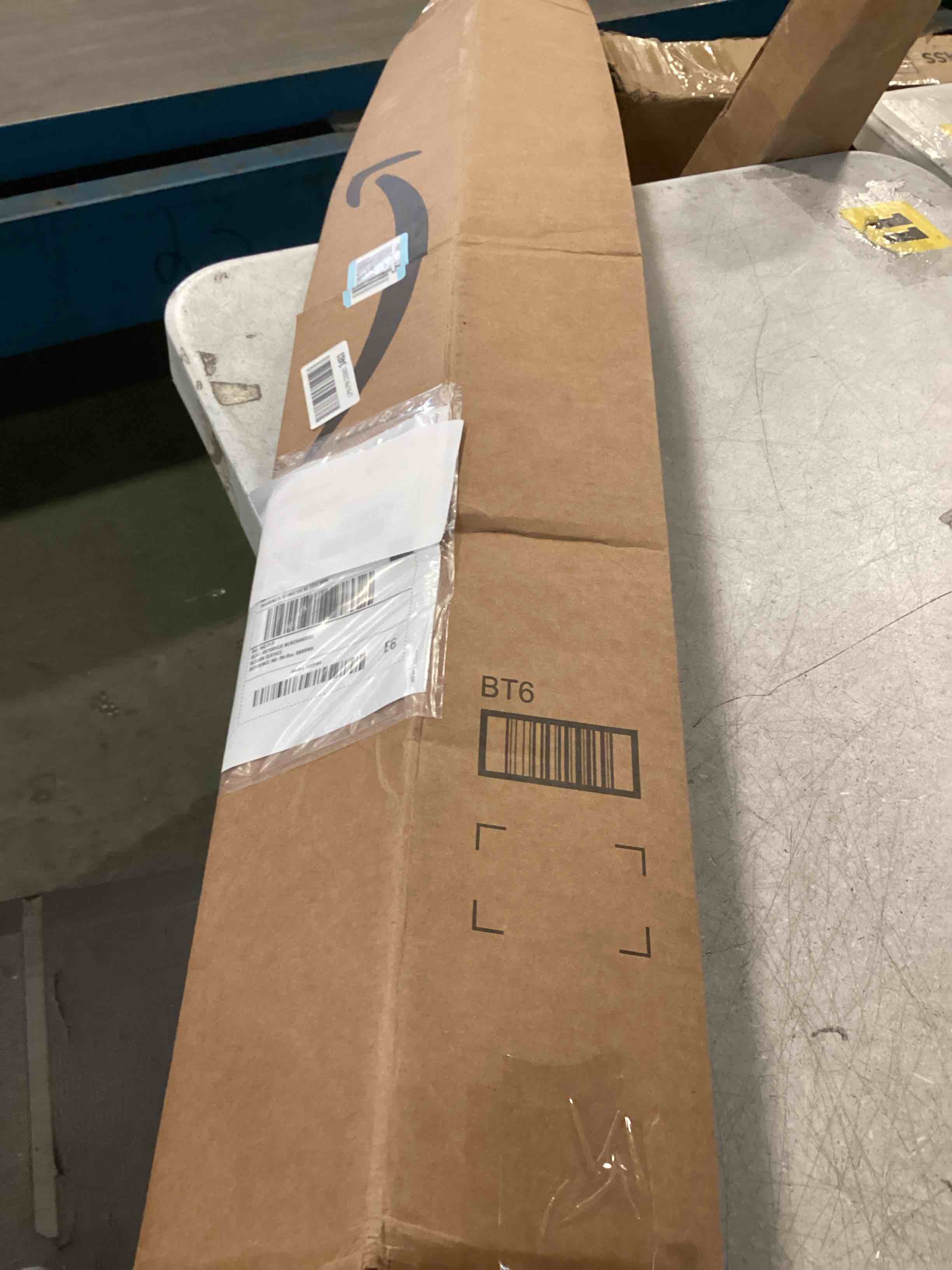 https://s3.amazonaws.com/lotting-images-prod/bidfta/TEA3337266_1747402029574.jpeg