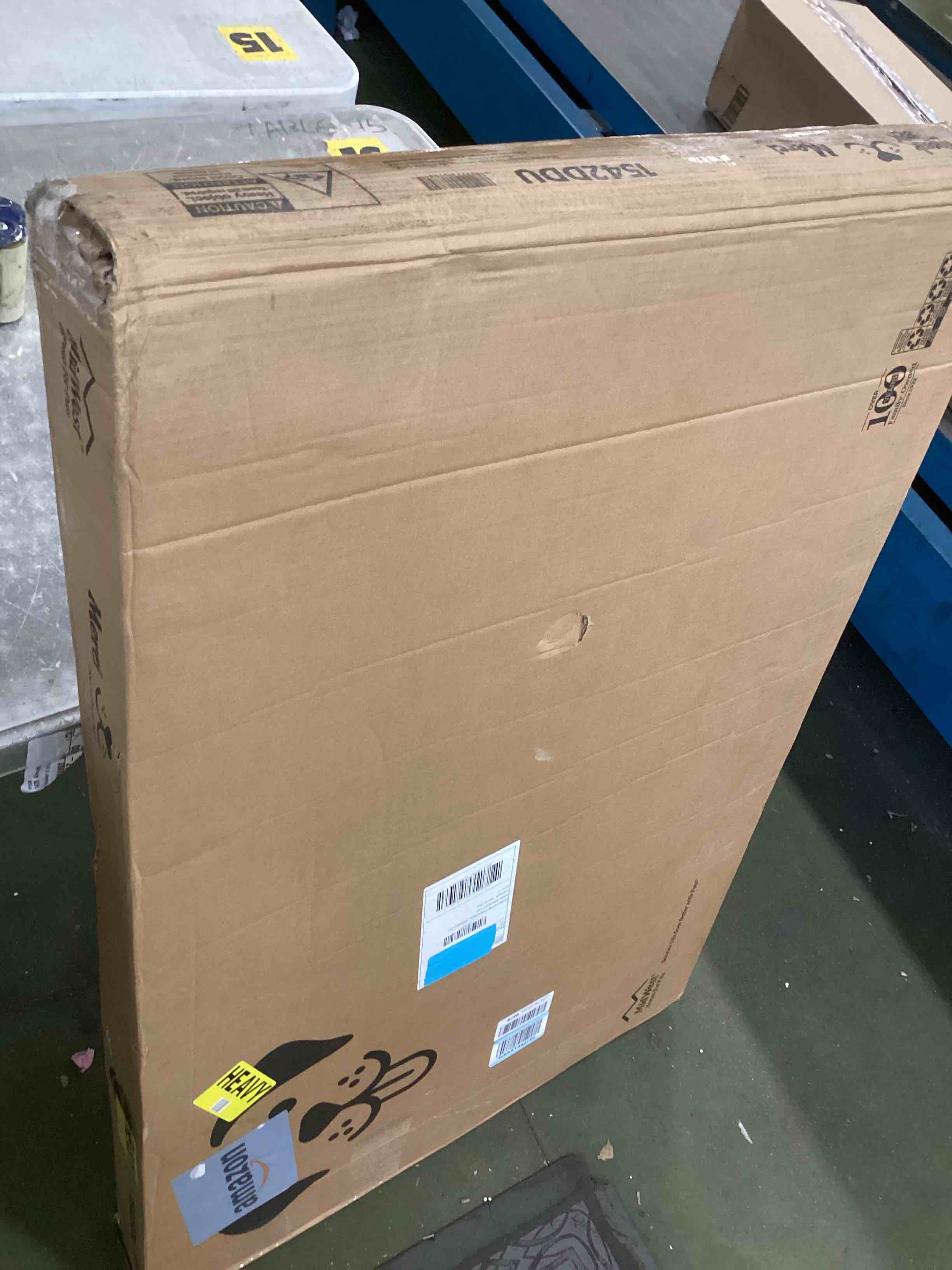 https://s3.amazonaws.com/lotting-images-prod/bidfta/TEA3338920_1748030926347.jpeg