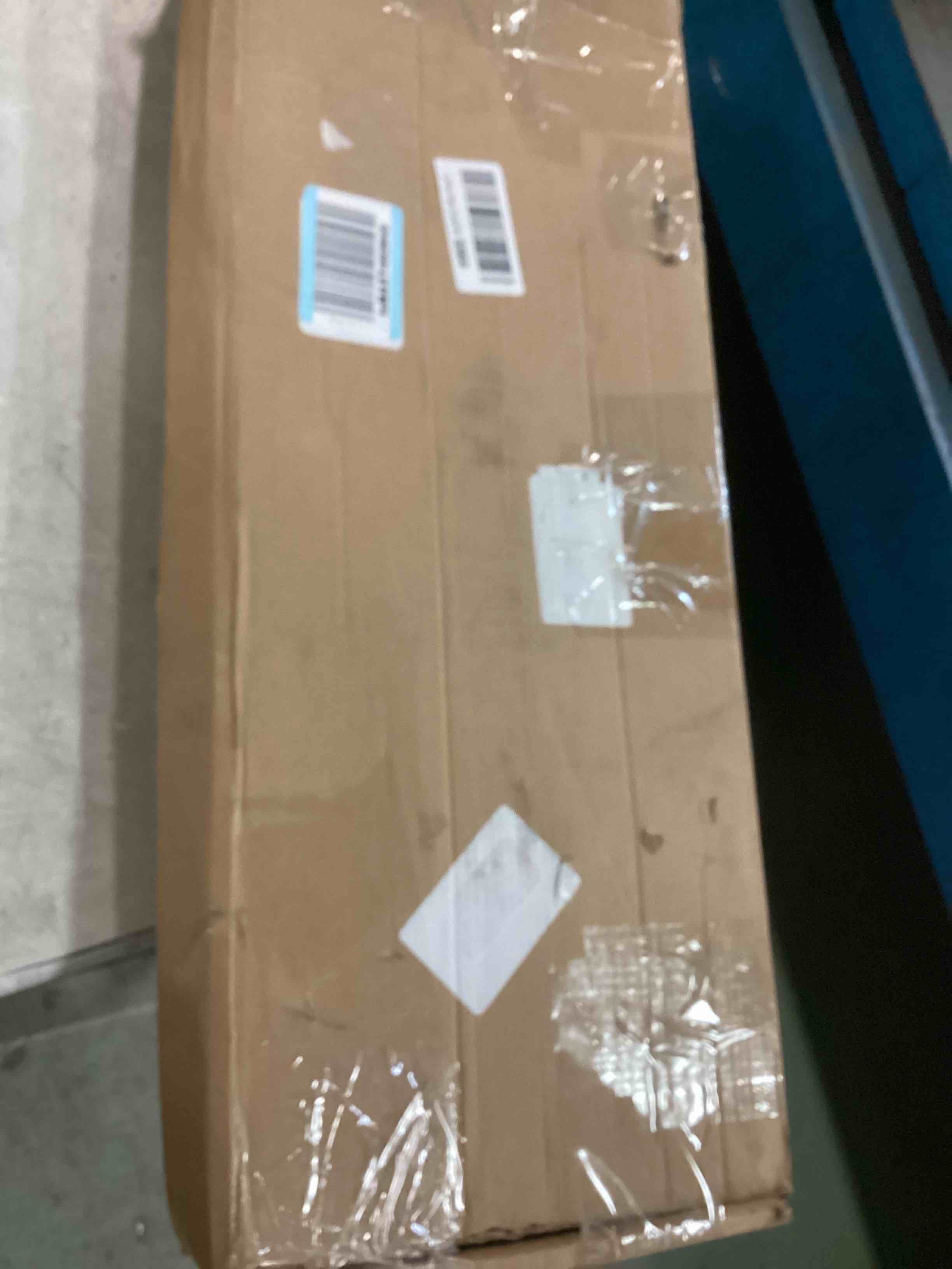 https://s3.amazonaws.com/lotting-images-prod/bidfta/TEA3339702_1748607931285.jpeg
