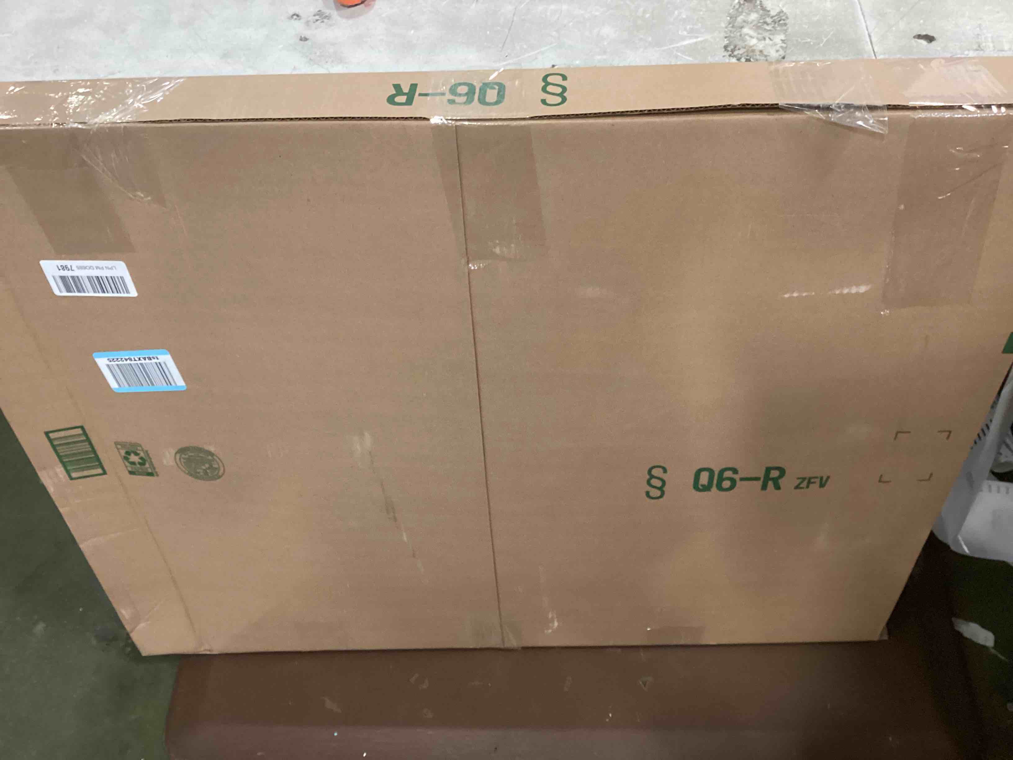https://s3.amazonaws.com/lotting-images-prod/bidfta/TEA3343113_1746711304312.jpeg