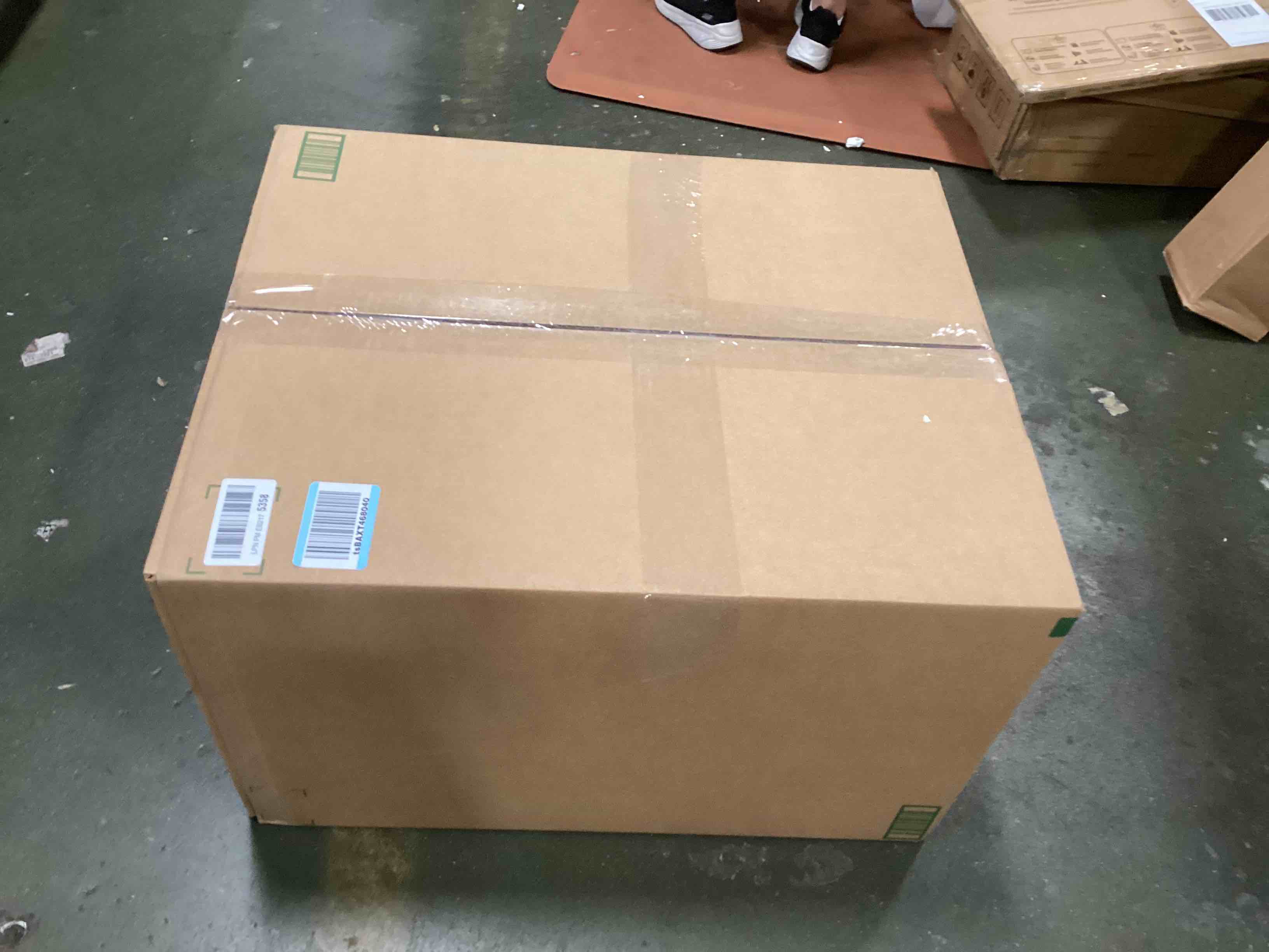 https://s3.amazonaws.com/lotting-images-prod/bidfta/TEA3343700_1747140398009.jpeg