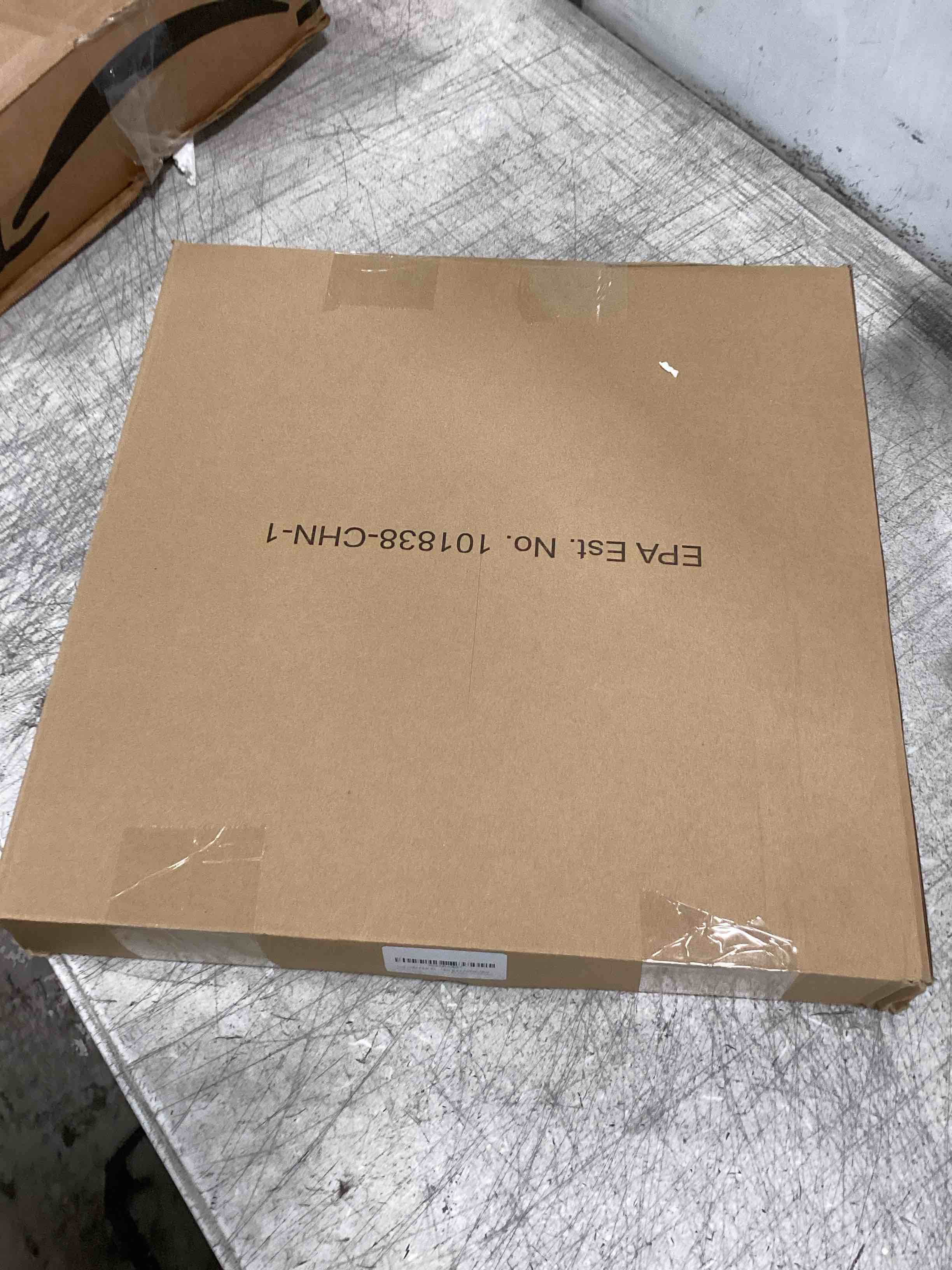 https://s3.amazonaws.com/lotting-images-prod/bidfta/TEA3343908_1747225305572.jpeg