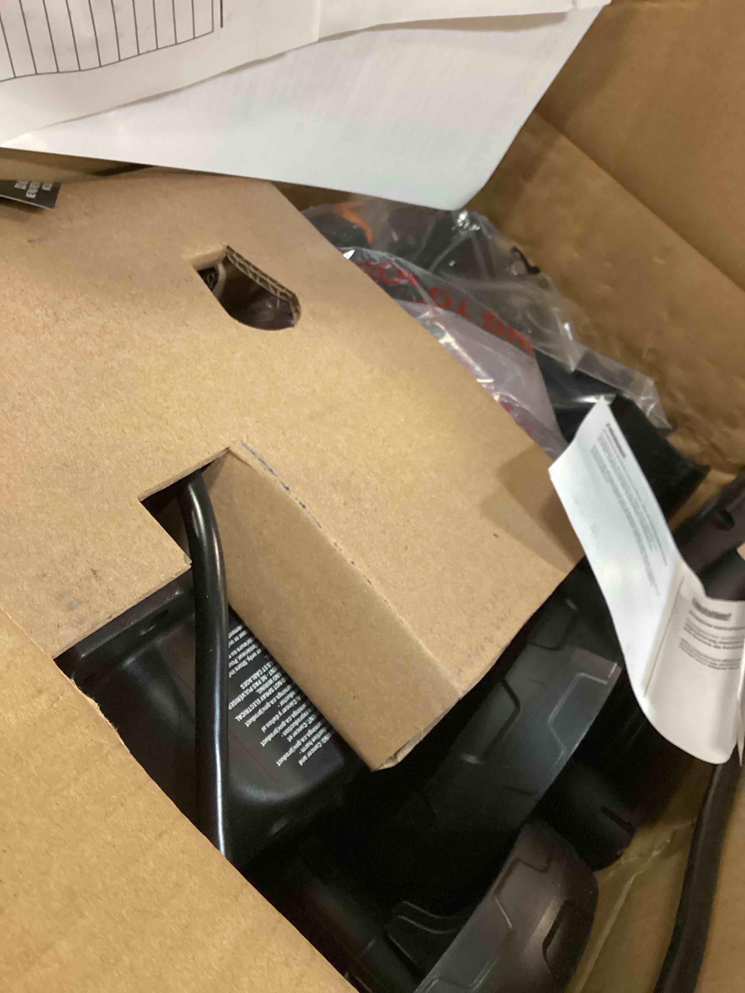 https://s3.amazonaws.com/lotting-images-prod/bidfta/TEA3347859_1748352633386.jpeg
