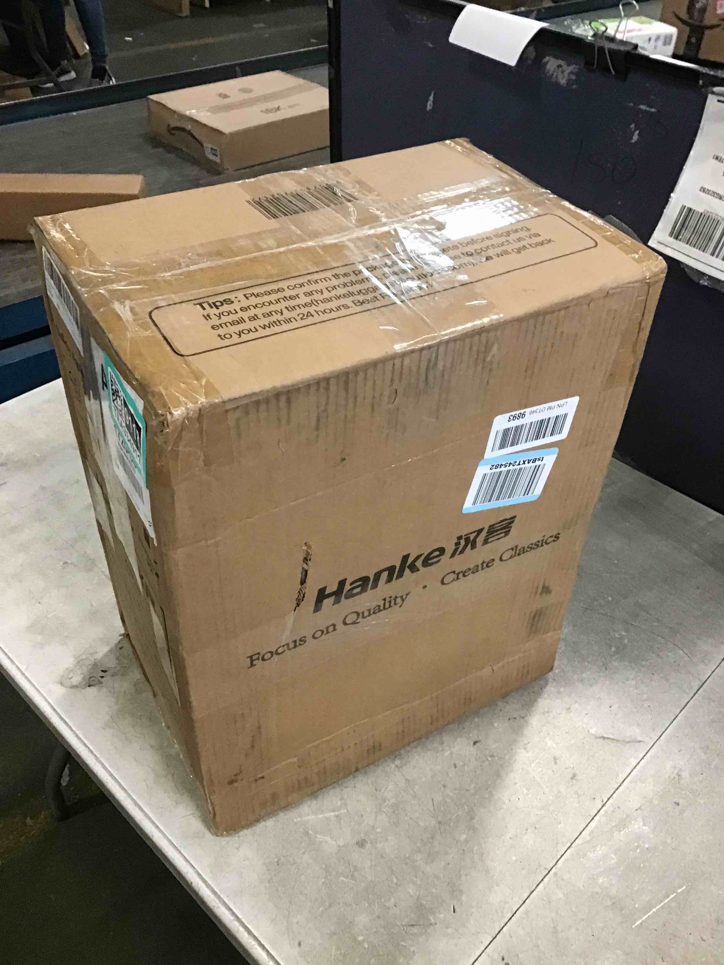 https://s3.amazonaws.com/lotting-images-prod/bidfta/TEA3349118_1747160468666.jpeg