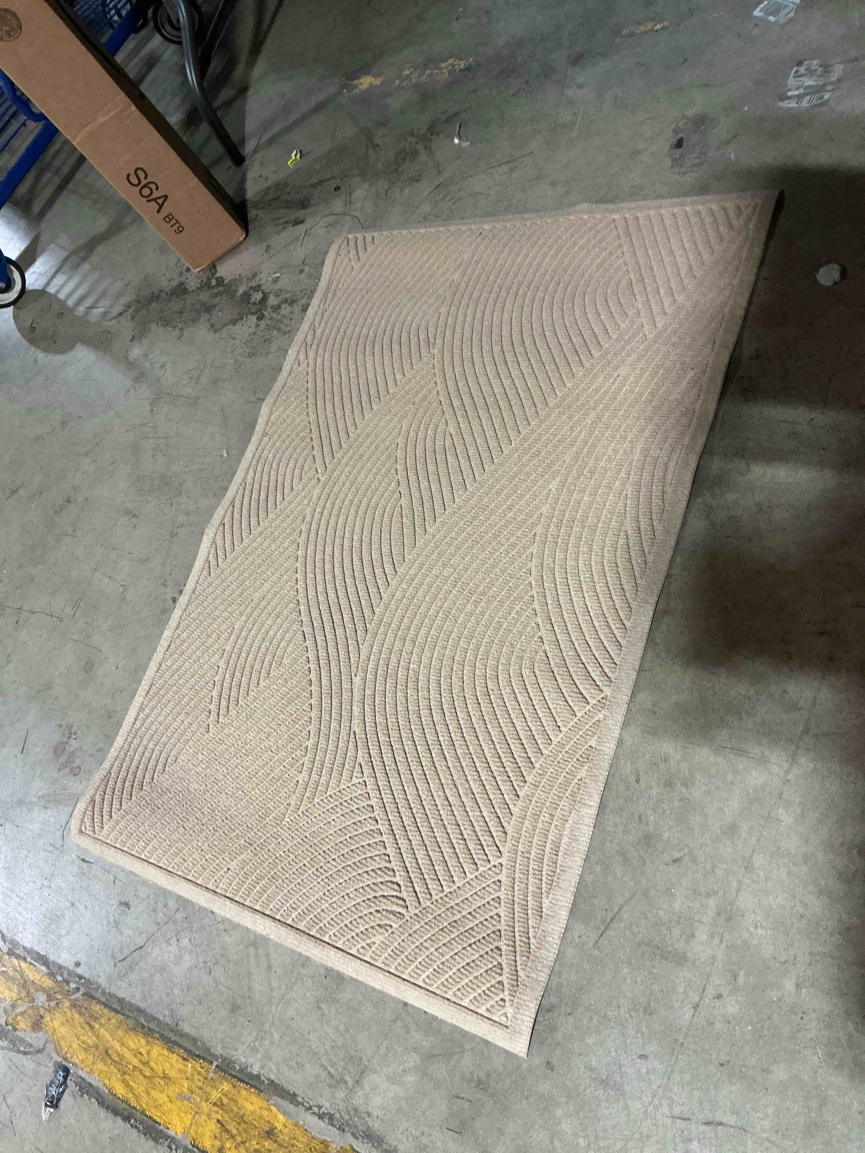 Condition photo showing Good Condition for selena collection area rug - 2’x4’, beige, non-shedding & easy care, ideal for high traffic areas in living room, bedroom, dining room beige