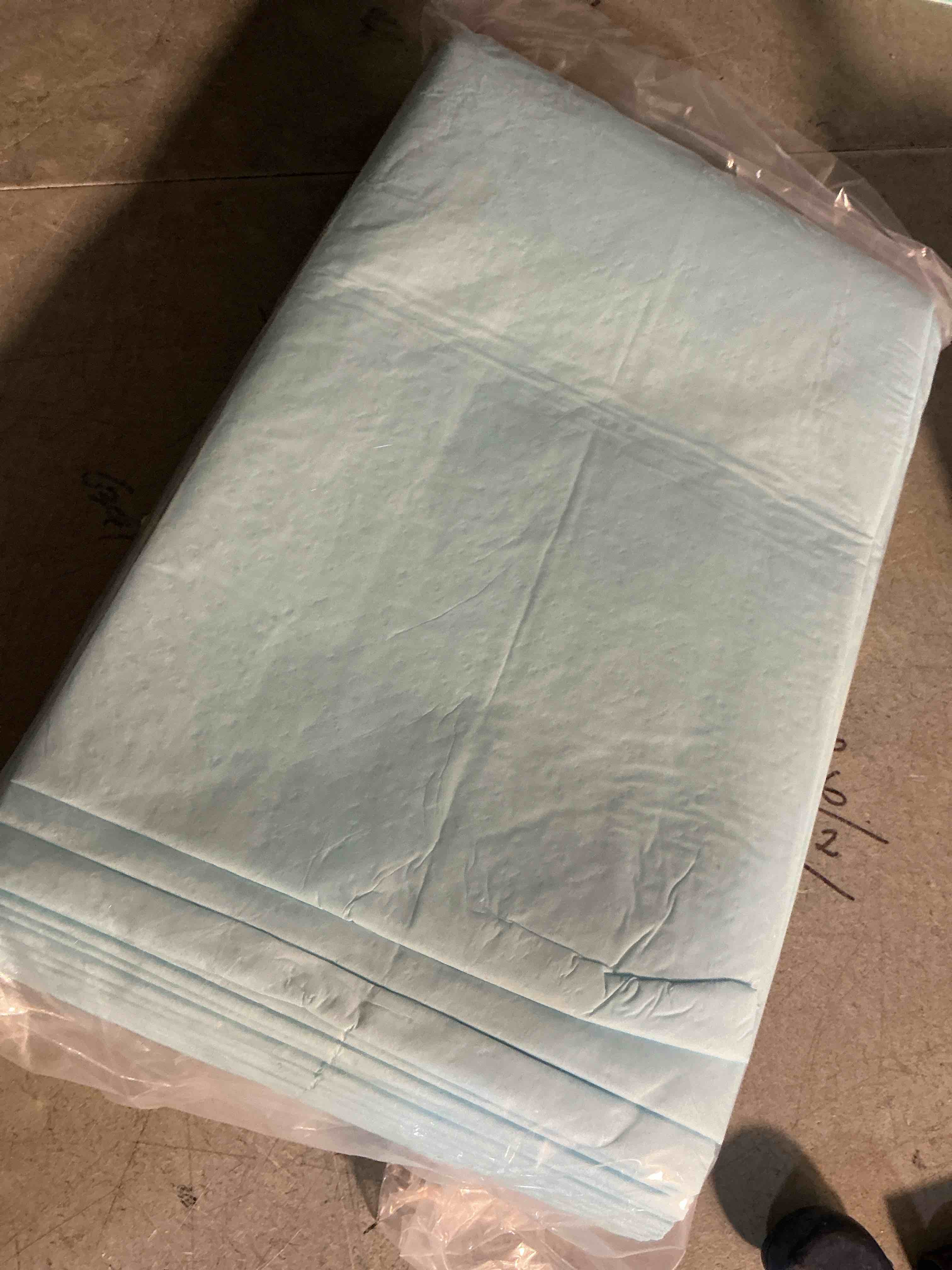 Condition photo showing Good Condition for puppy pads xl 28x34 [19-count] dog pads extra large 28" x 34" leak-proof dog pee pads - quick-dry puppy pee pads pet potty training - heavy duty super absorbent wee wee pads for dogs bulk -19 pack