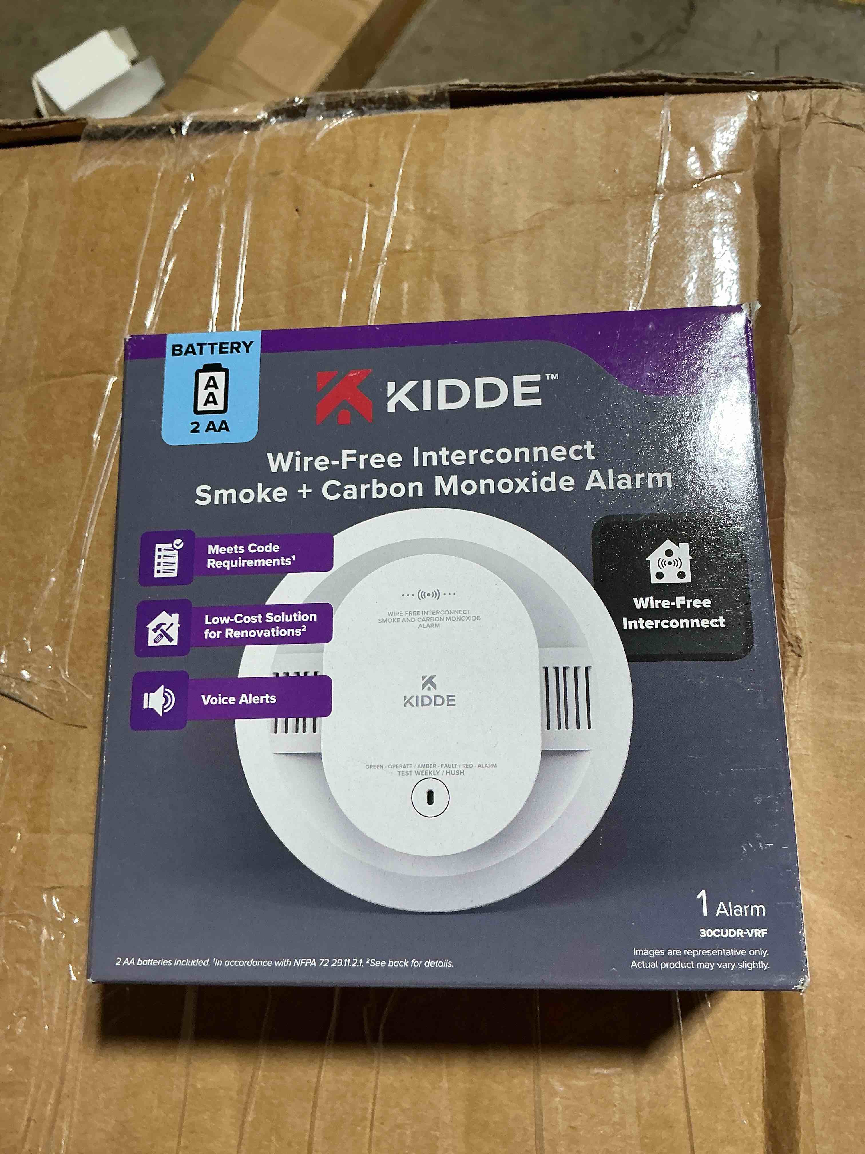 Condition photo showing New/Like New for aa battery-powered smoke and carbon monoxide detector, wire-free interconnect, voice alerts, 30cudr-vrf