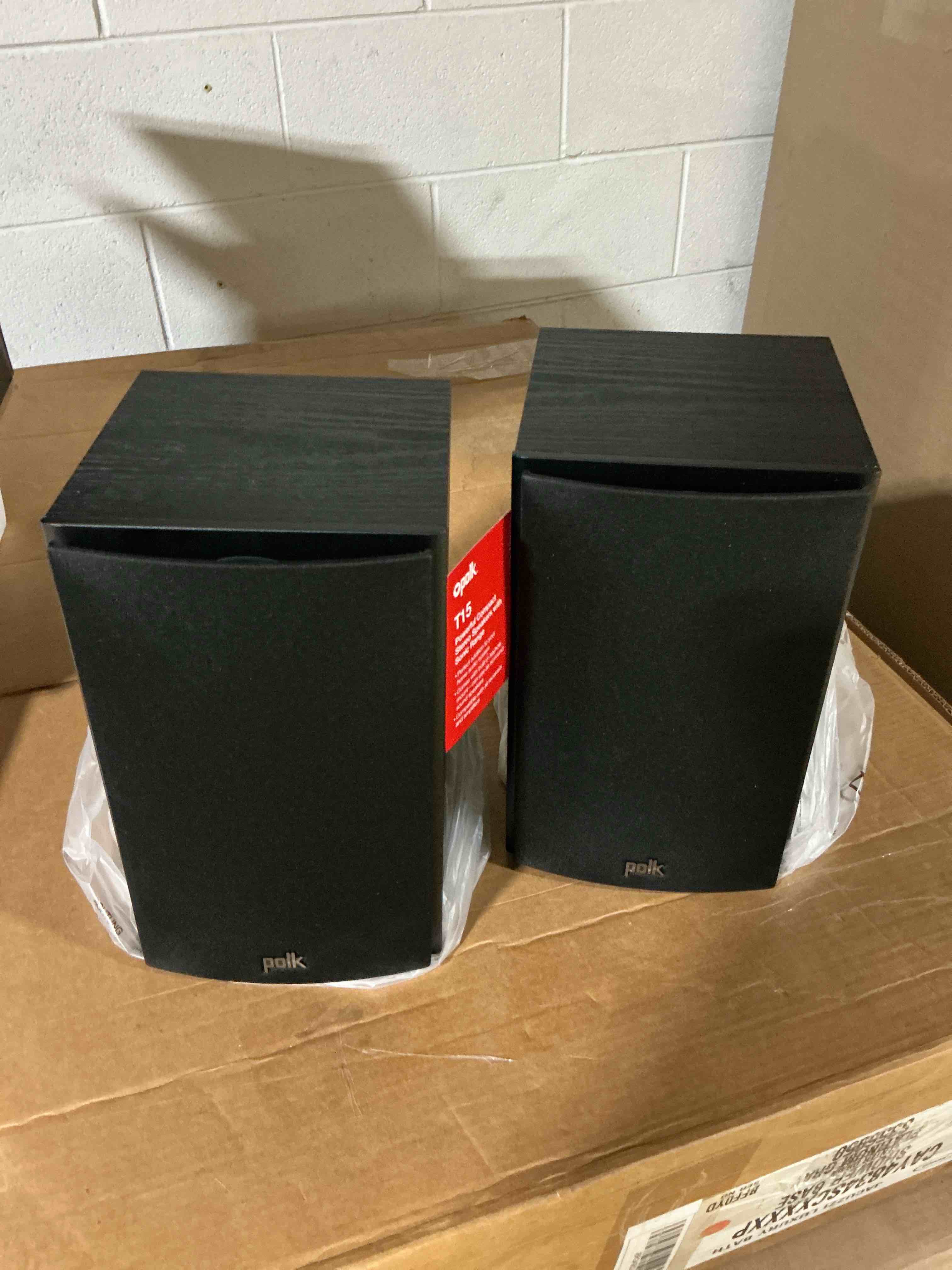 Condition photo showing Good Condition for polk audio t15 100 watt home theater bookshelf speakers – hi-res audio with deep bass response, dolby and dts surround, wall-mountable, pair, black
