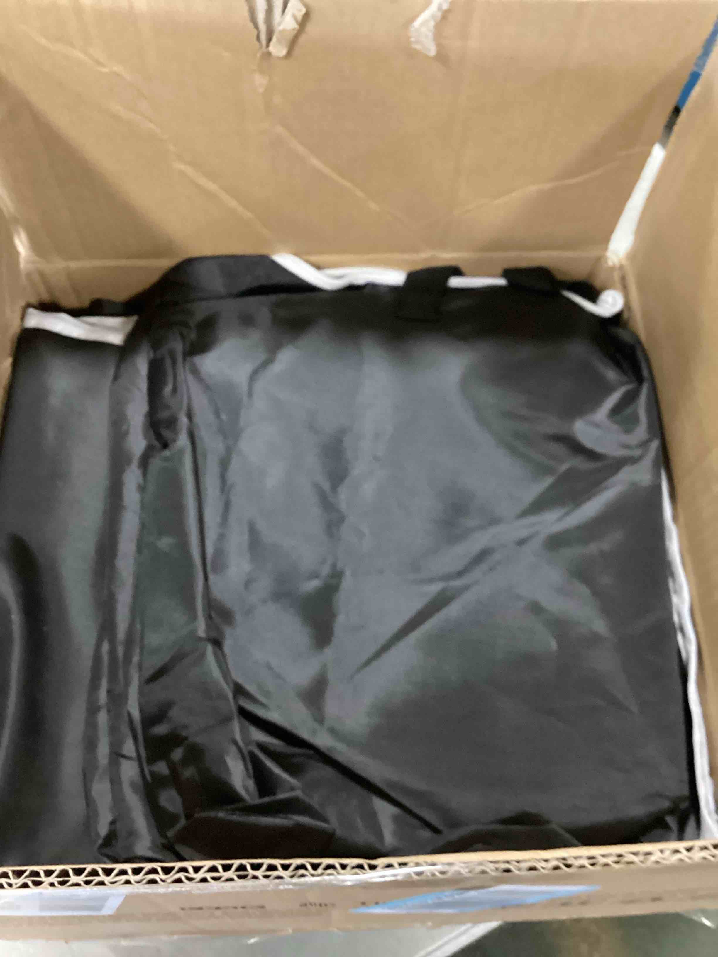 https://s3.amazonaws.com/lotting-images-prod/bidfta/TEA3376062_1748440266908.jpeg
