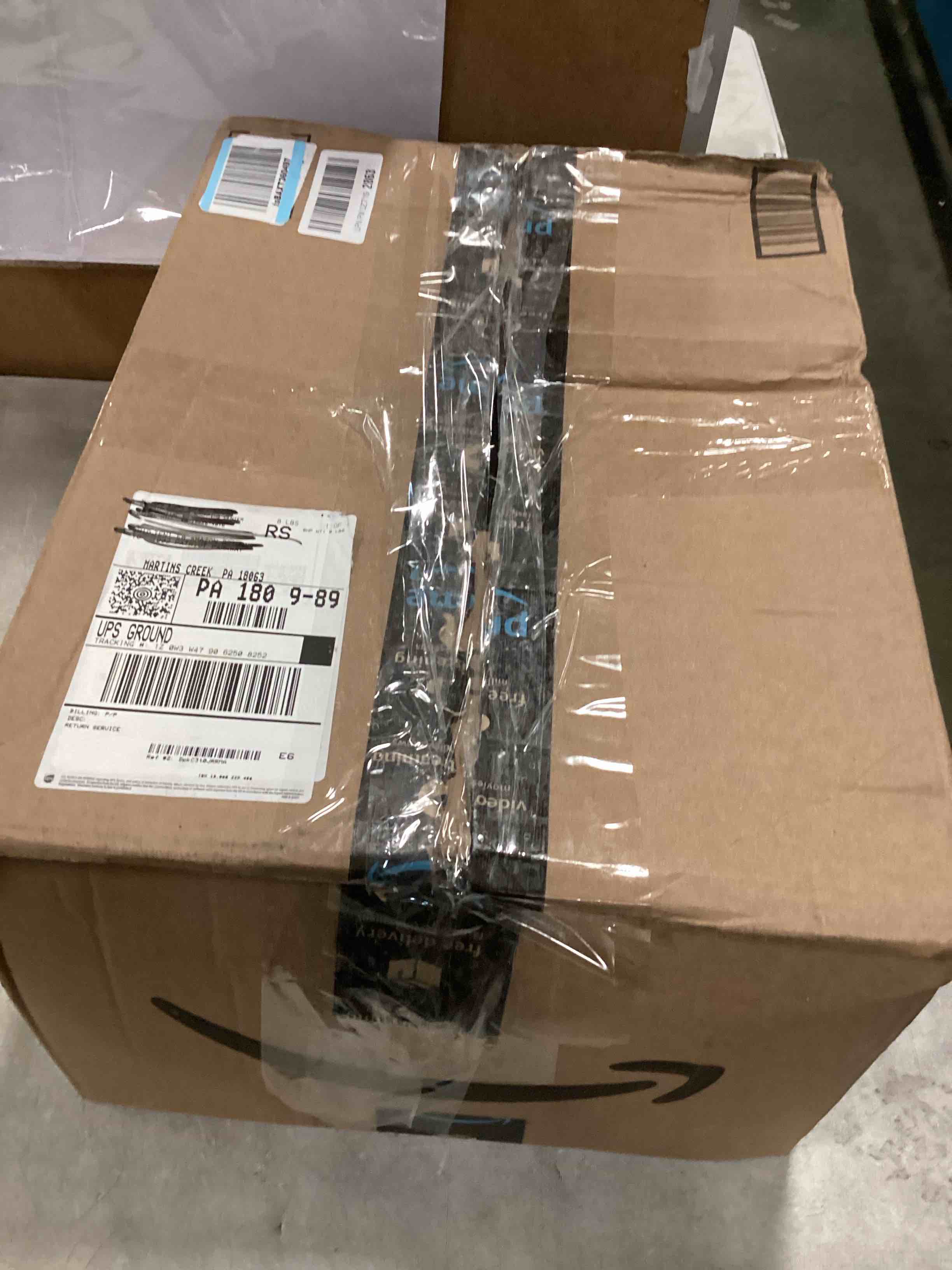 https://s3.amazonaws.com/lotting-images-prod/bidfta/TEA3376091_1748444786544.jpeg