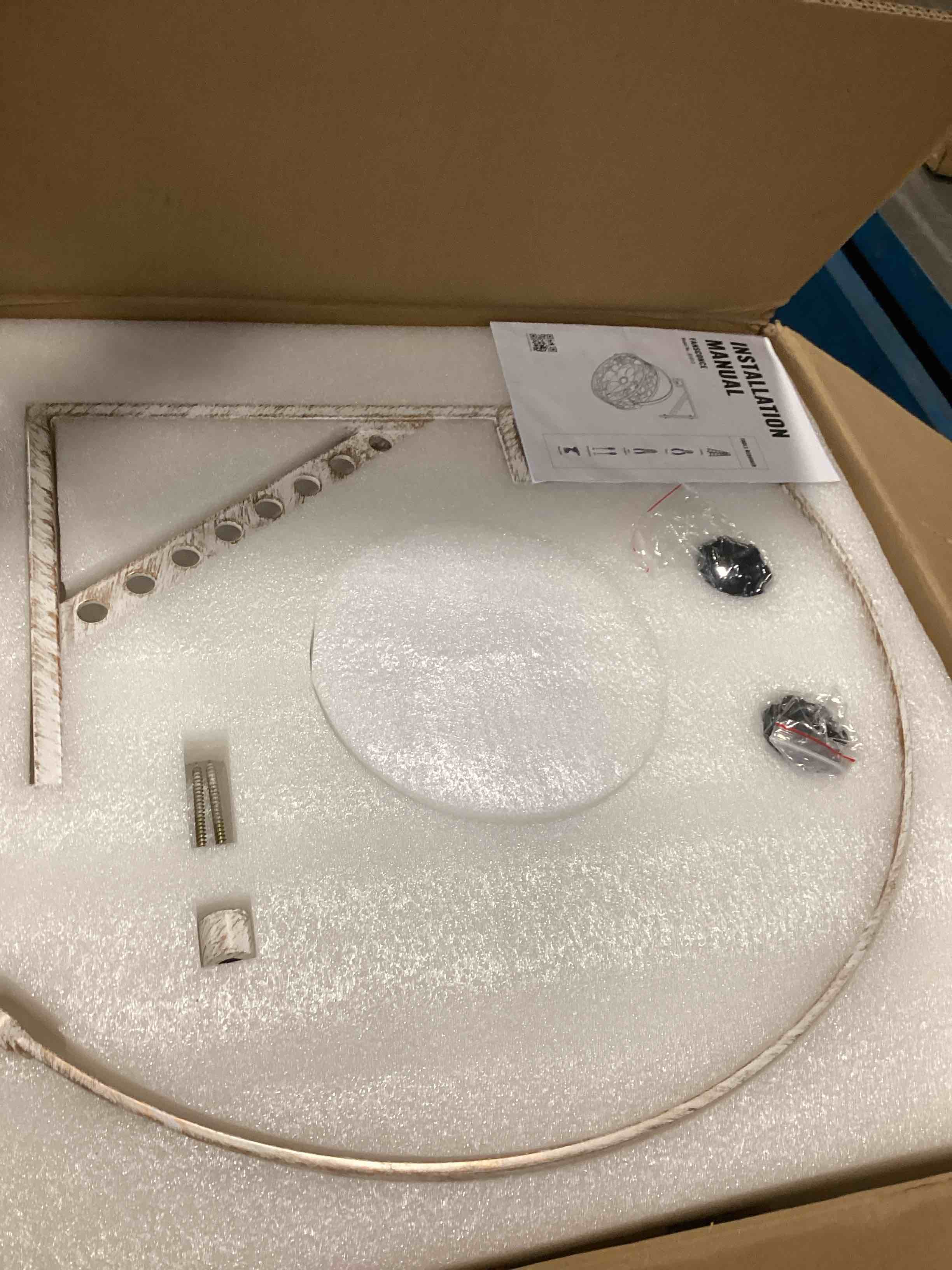 https://s3.amazonaws.com/lotting-images-prod/bidfta/TEA3378242_1749470875733.jpeg