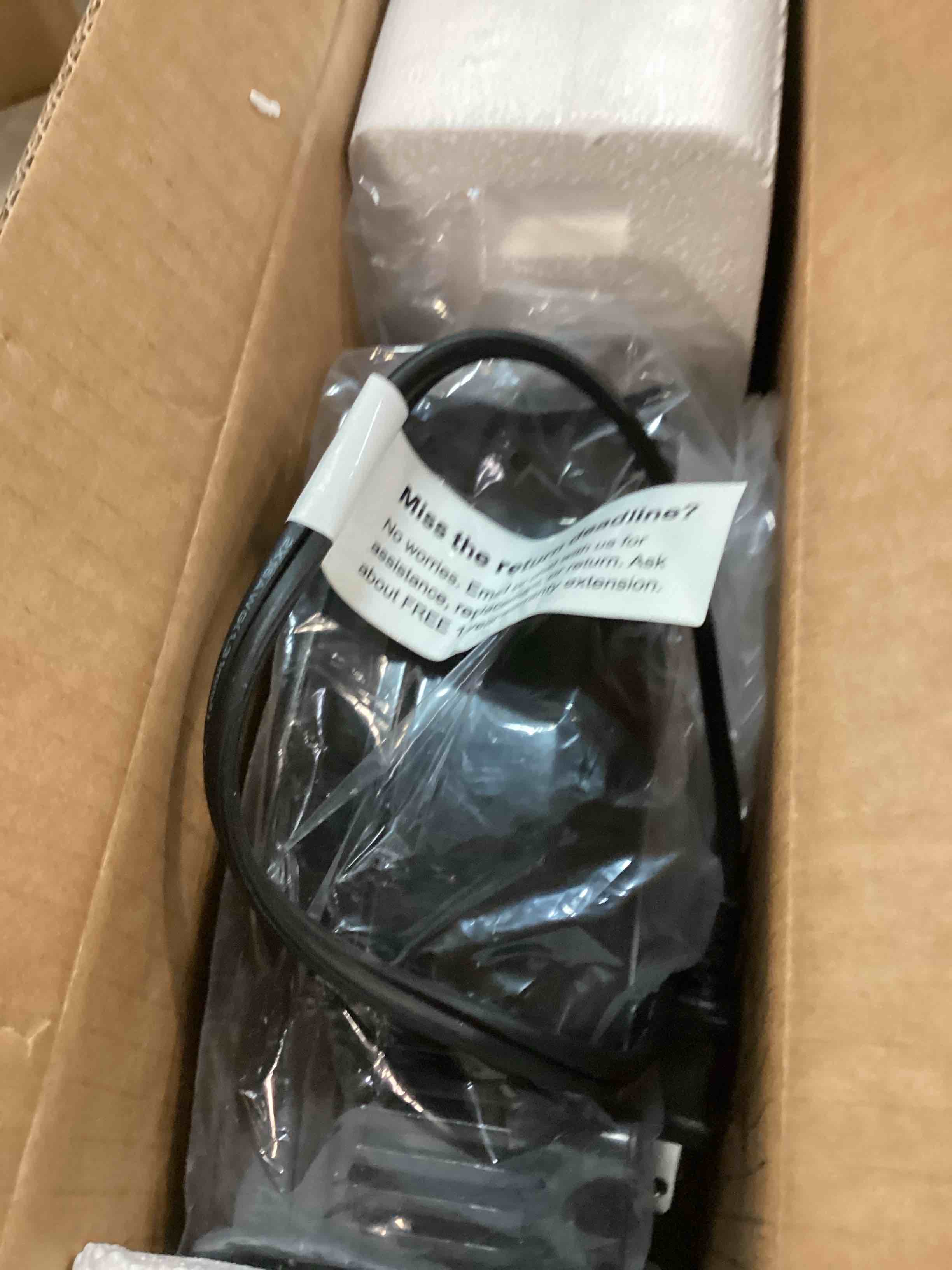 https://s3.amazonaws.com/lotting-images-prod/bidfta/TEA3379510_1748634391462.jpeg