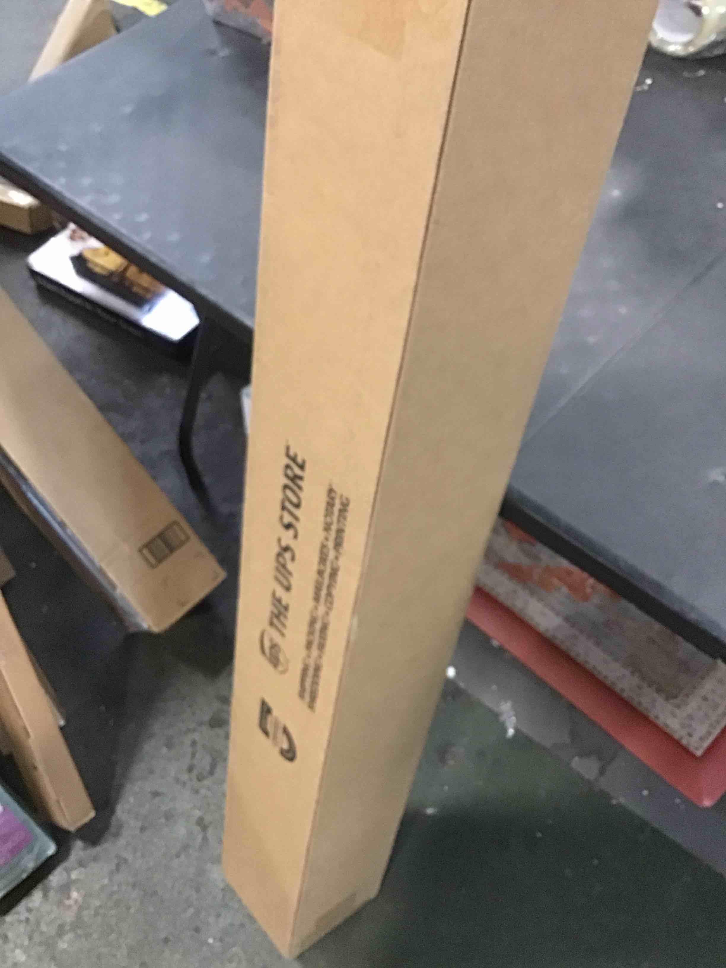 https://s3.amazonaws.com/lotting-images-prod/bidfta/TEA3387226_1749305896212.jpeg