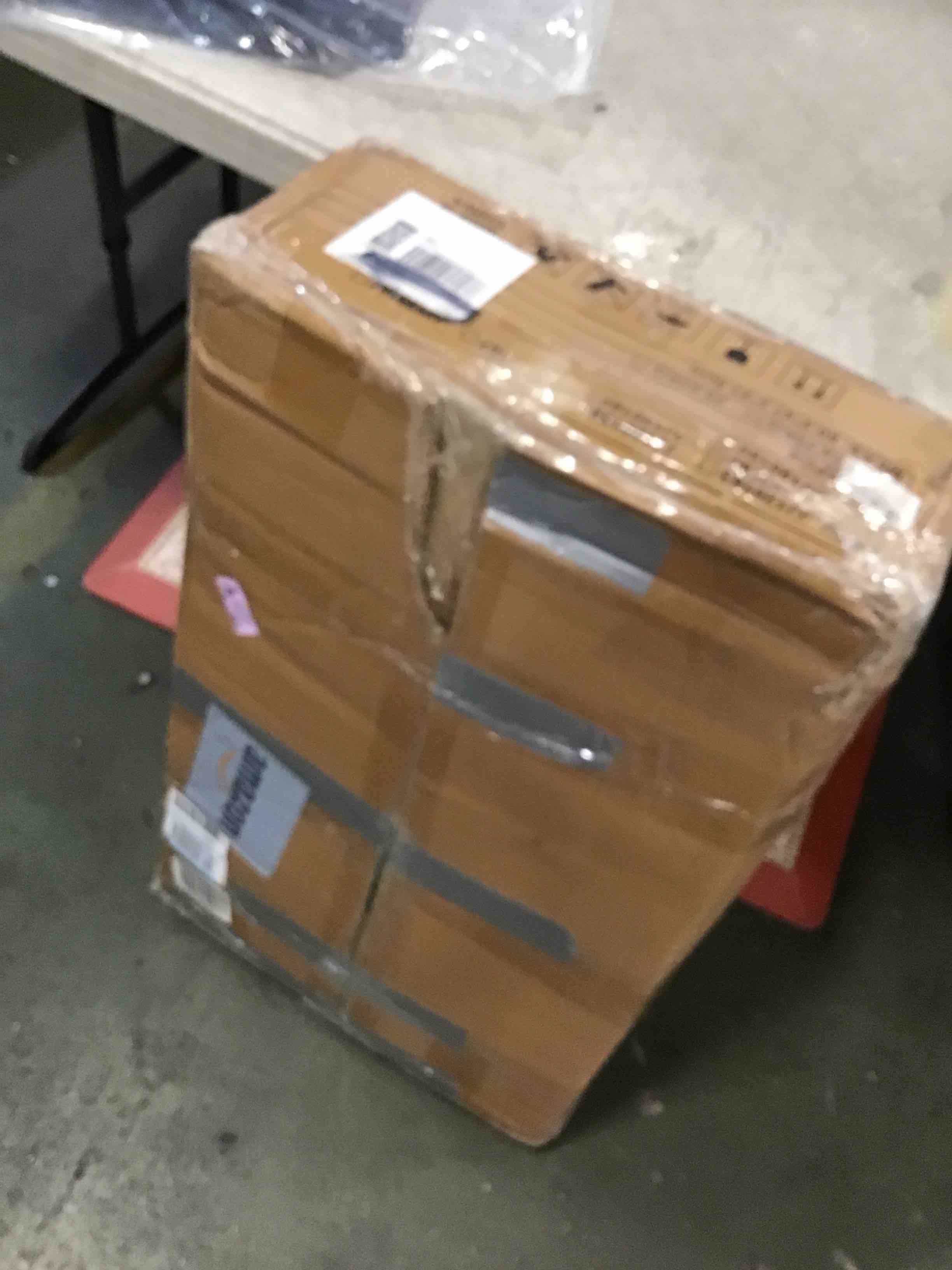 https://s3.amazonaws.com/lotting-images-prod/bidfta/TEA3387621_1749556900230.jpeg