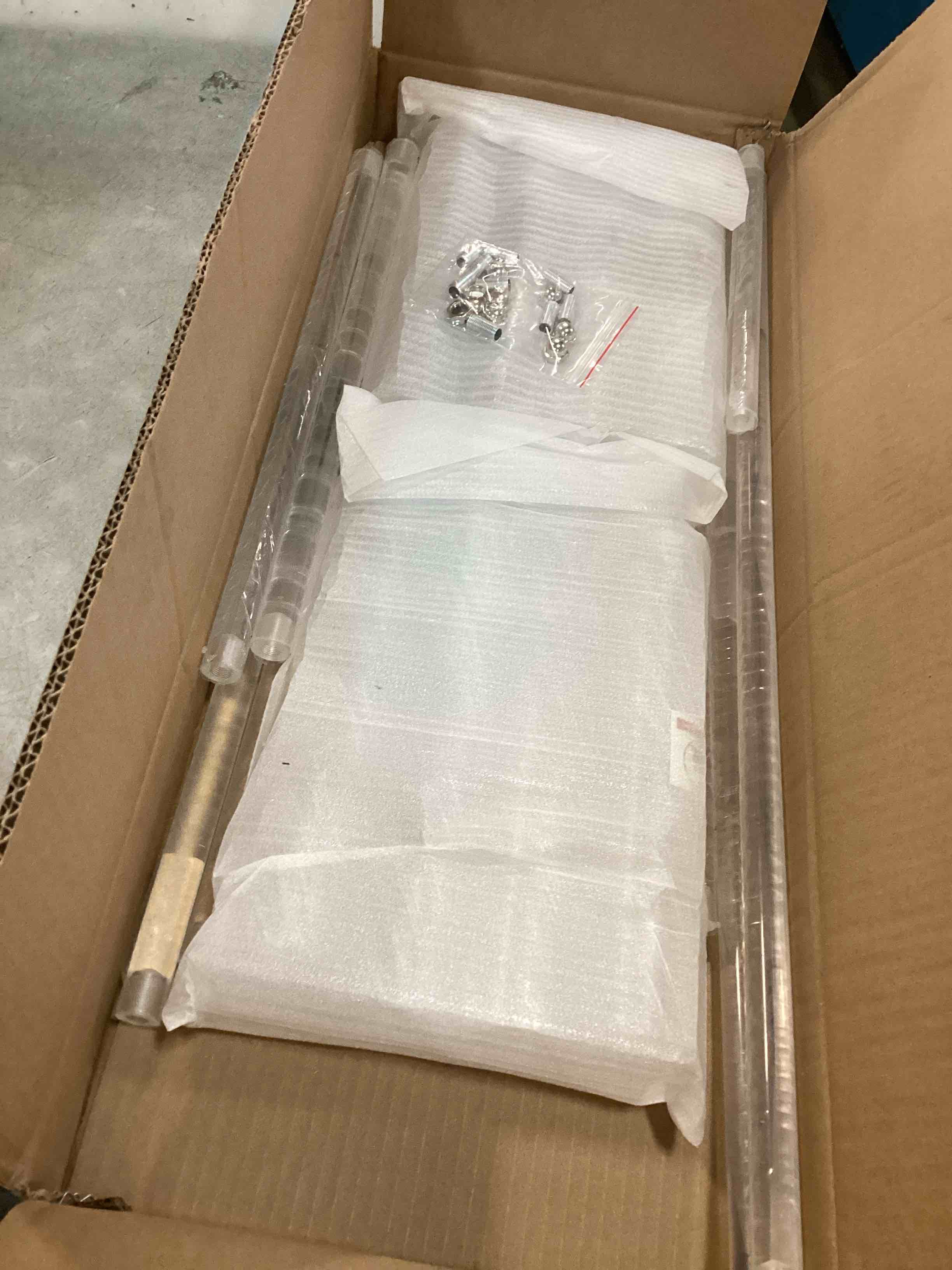 https://s3.amazonaws.com/lotting-images-prod/bidfta/TEA3388312_1747660707624.jpeg