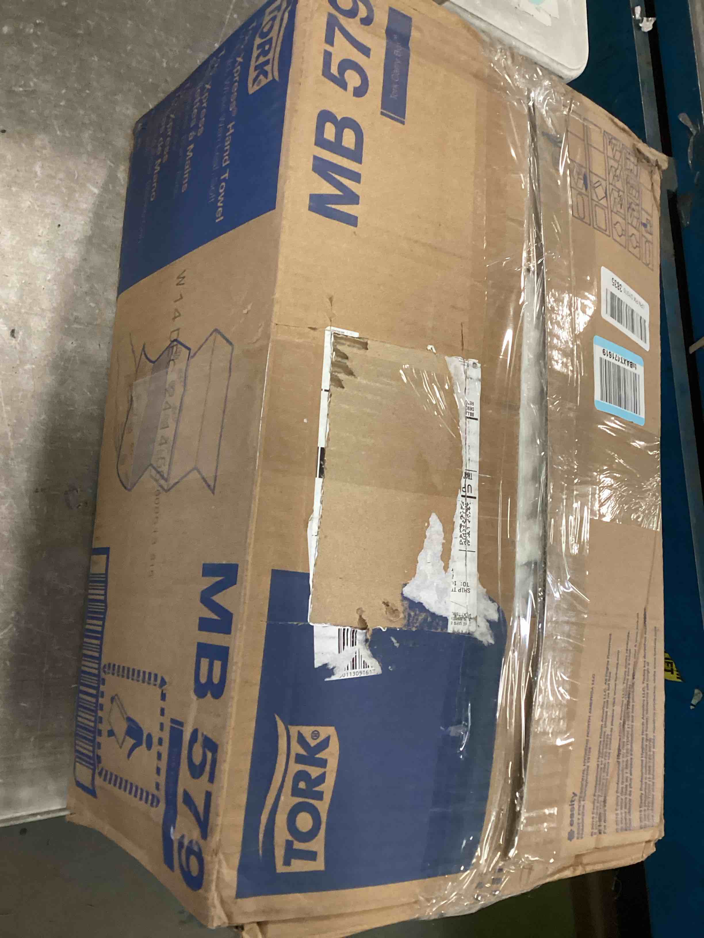 https://s3.amazonaws.com/lotting-images-prod/bidfta/TEA3388976_1747839462727.jpeg