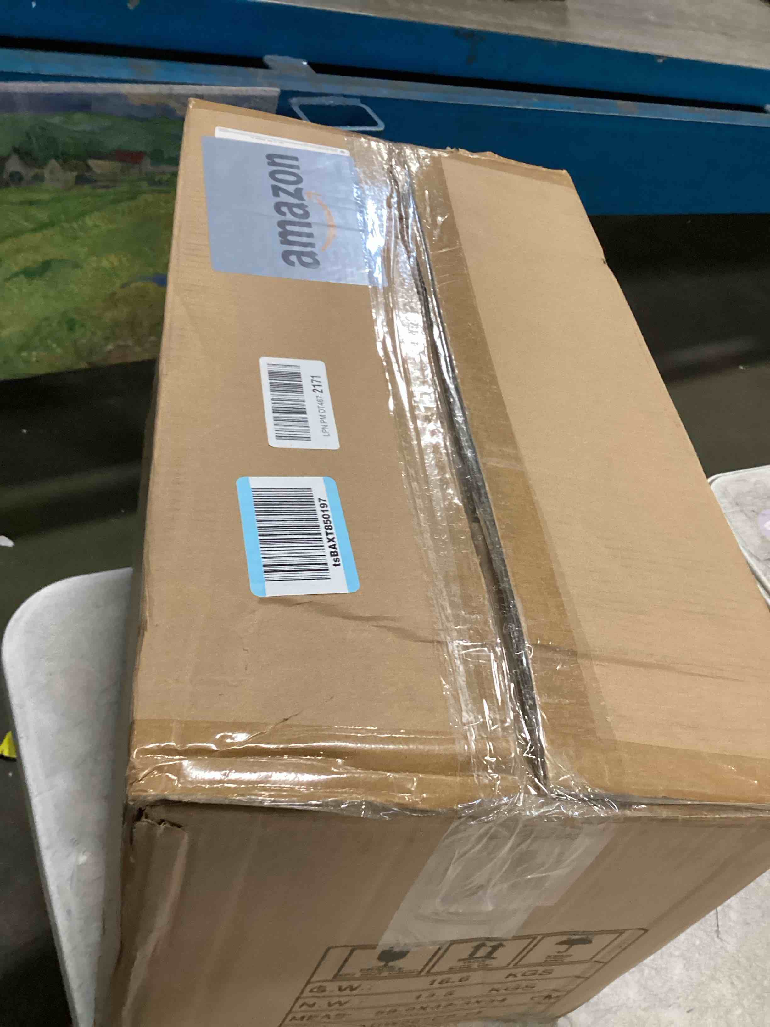 https://s3.amazonaws.com/lotting-images-prod/bidfta/TEA3390238_1748634826097.jpeg