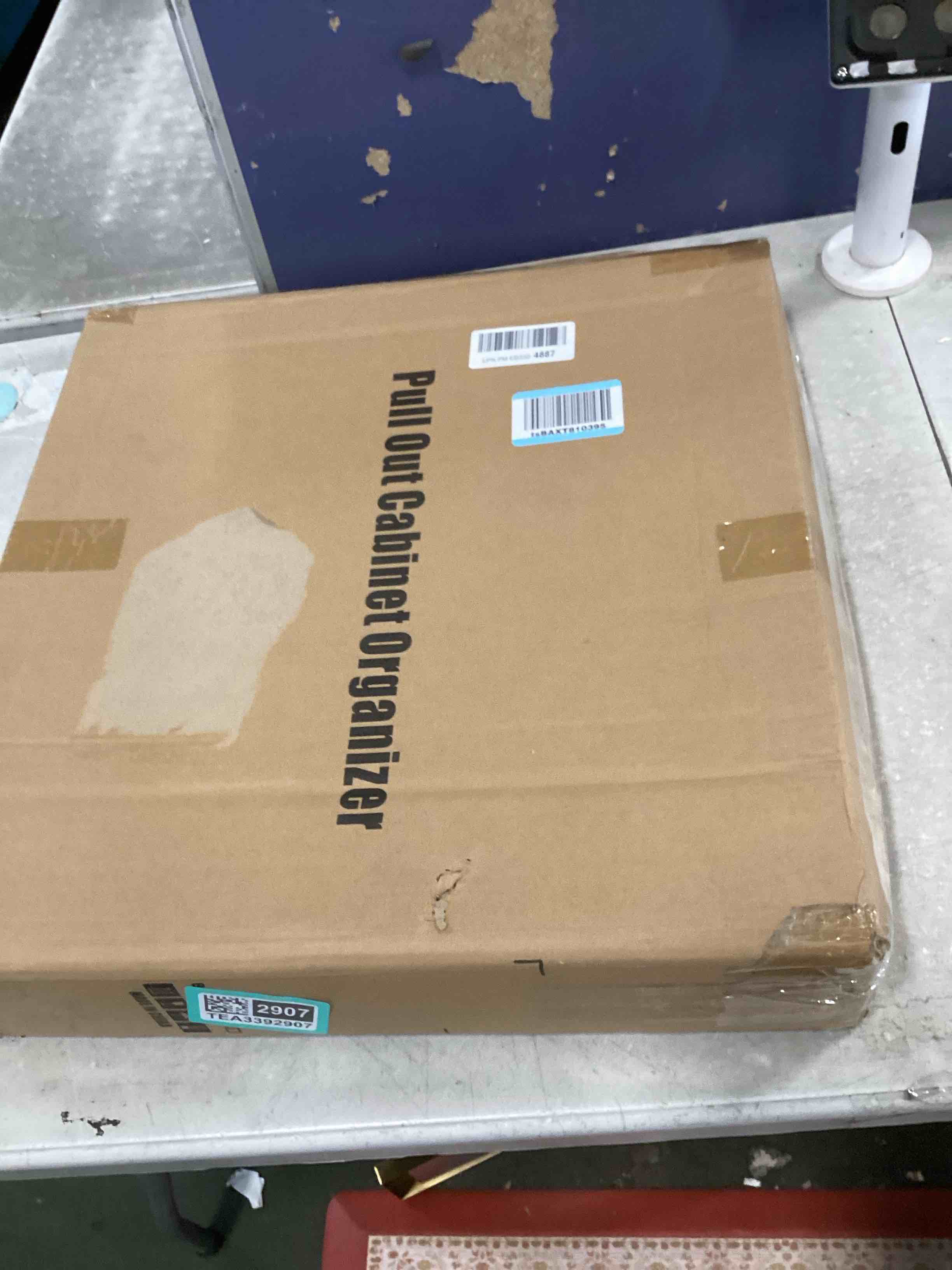 https://s3.amazonaws.com/lotting-images-prod/bidfta/TEA3392907_1749486970048.jpeg