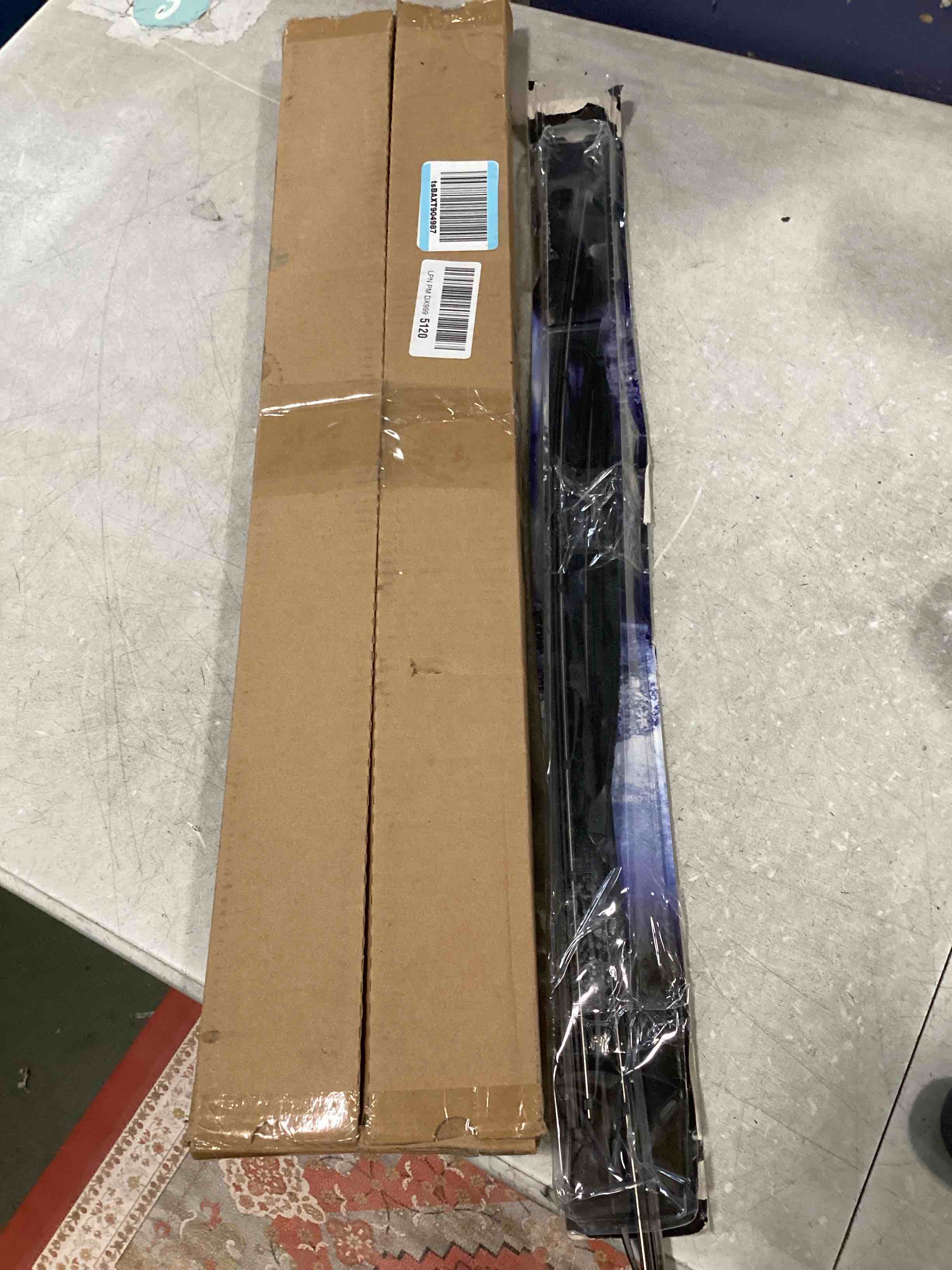 https://s3.amazonaws.com/lotting-images-prod/bidfta/TEA3392920_1749490282366.jpeg