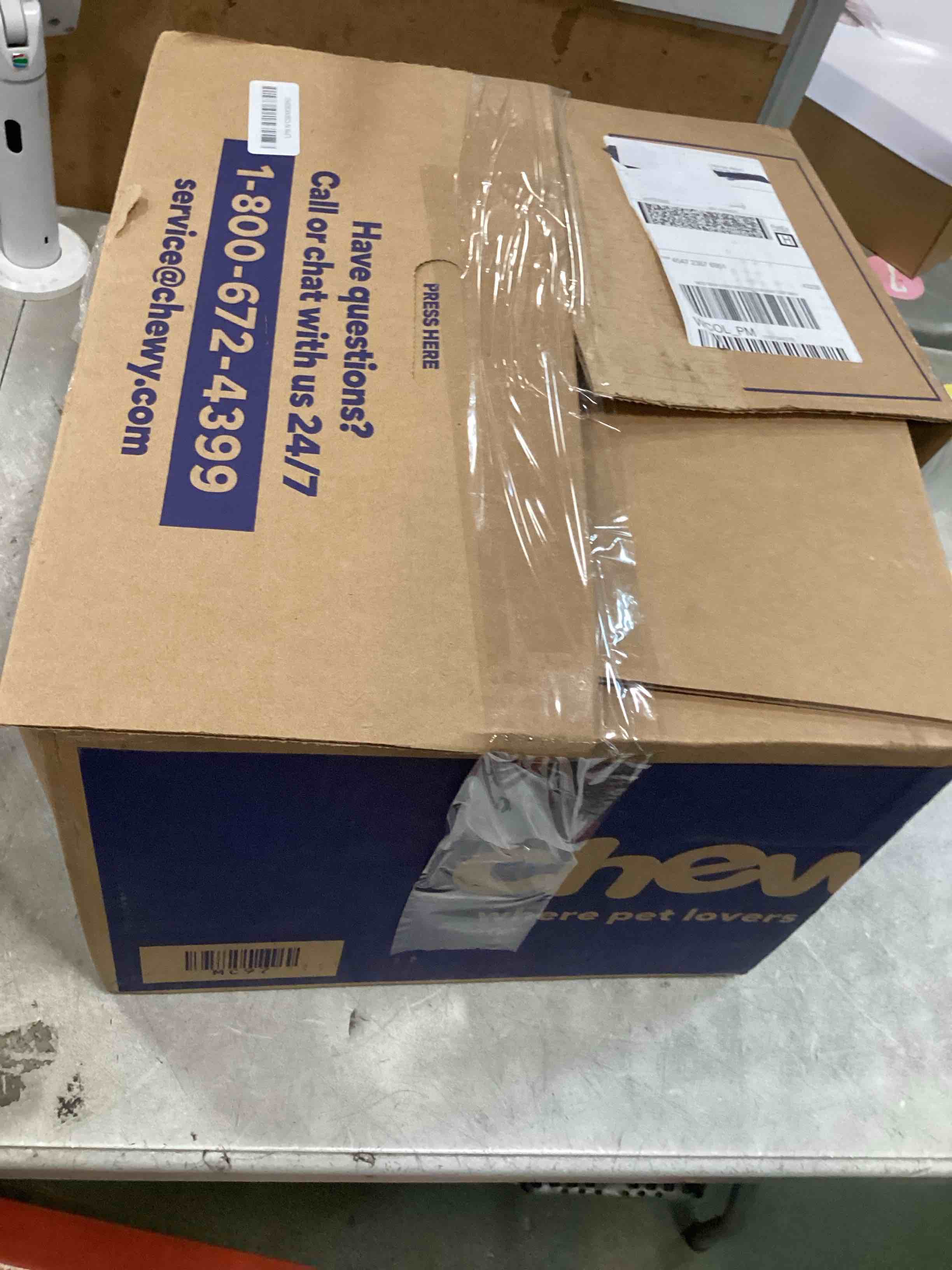 https://s3.amazonaws.com/lotting-images-prod/bidfta/TEA3393031_1749560890851.jpeg