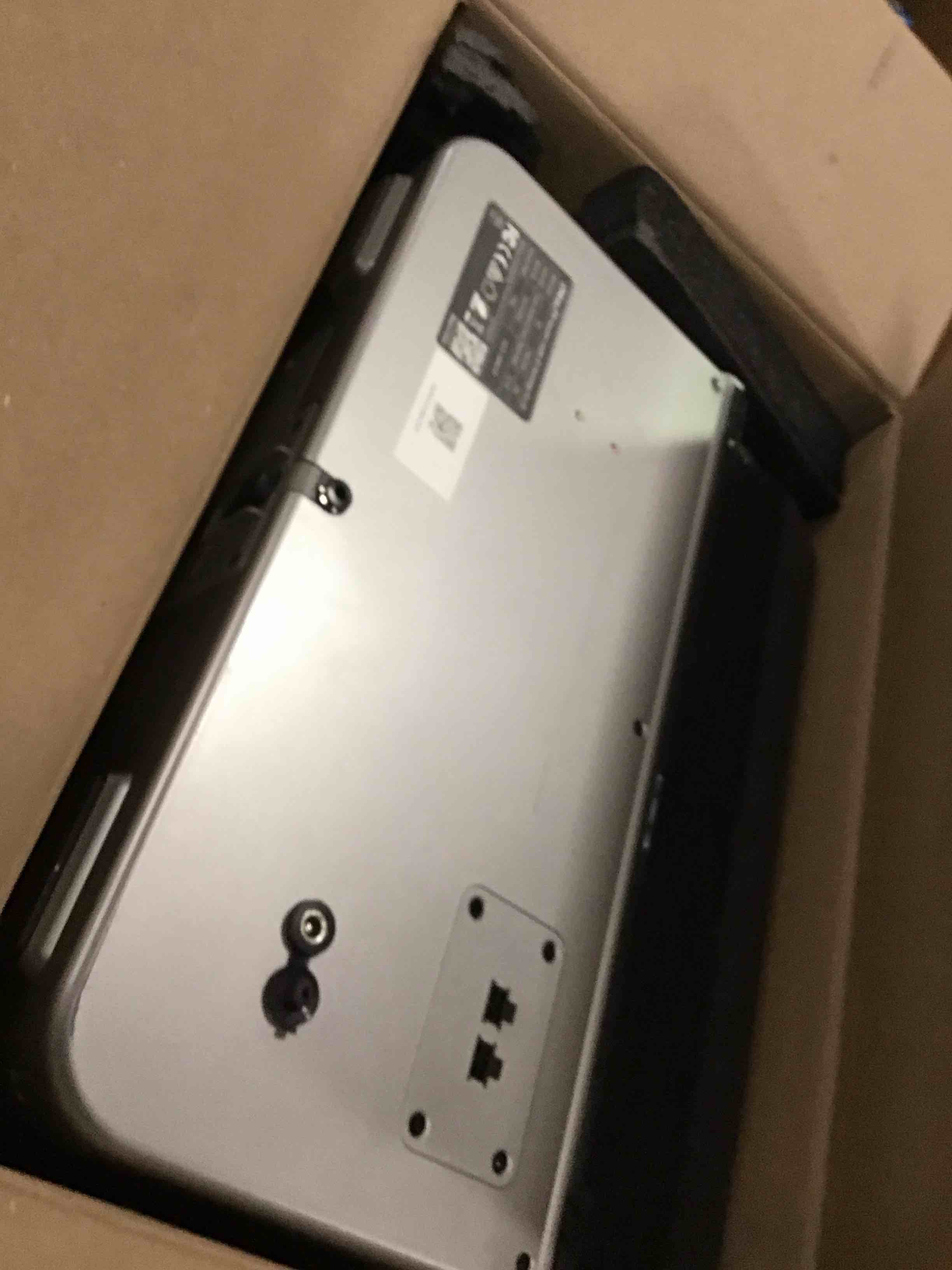 https://s3.amazonaws.com/lotting-images-prod/bidfta/TEA3394151_1747830081340.jpeg