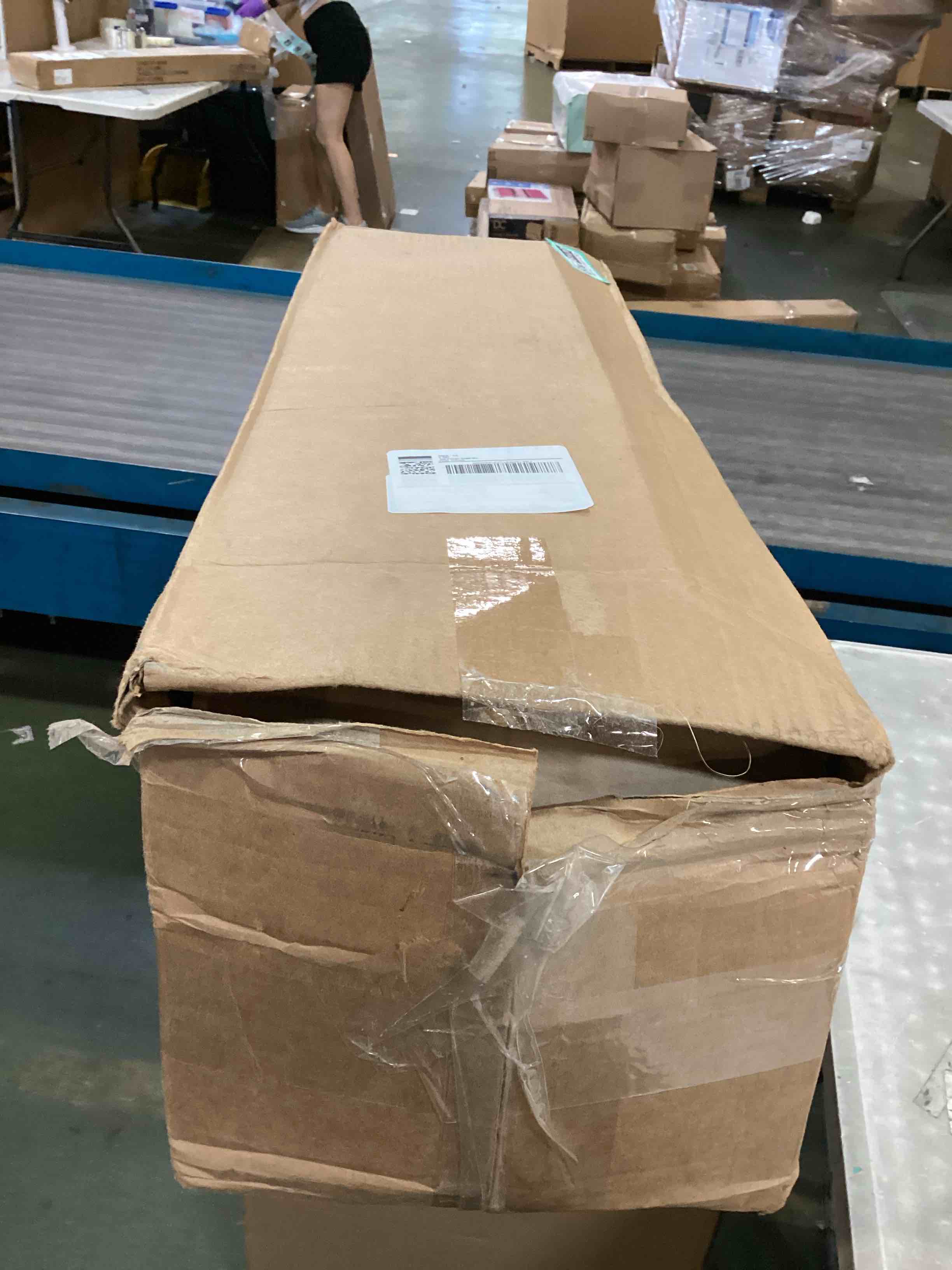 https://s3.amazonaws.com/lotting-images-prod/bidfta/TEA3398120_1751044863083.jpeg