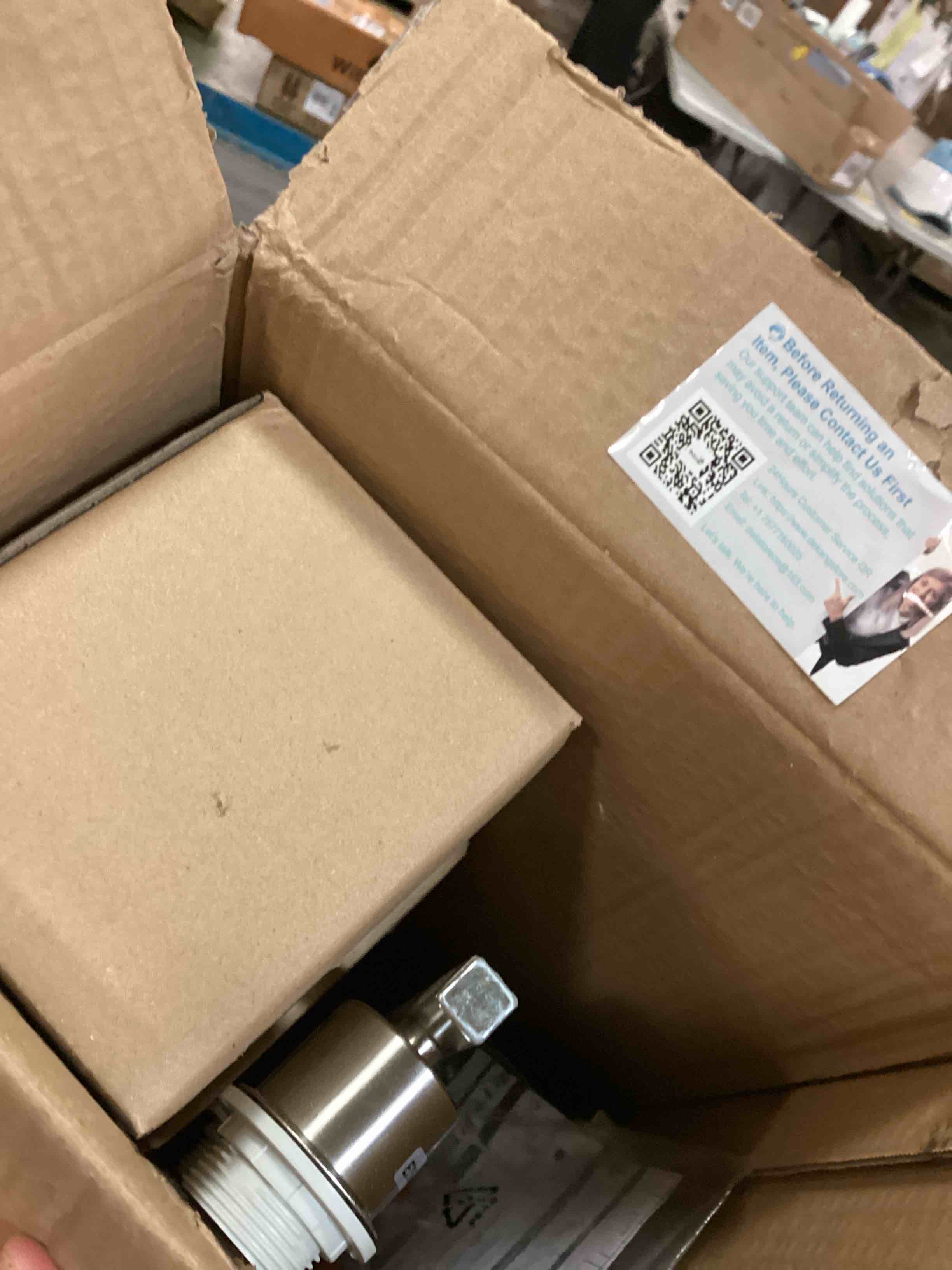 https://s3.amazonaws.com/lotting-images-prod/bidfta/TEA3398294_1751297506923.jpeg