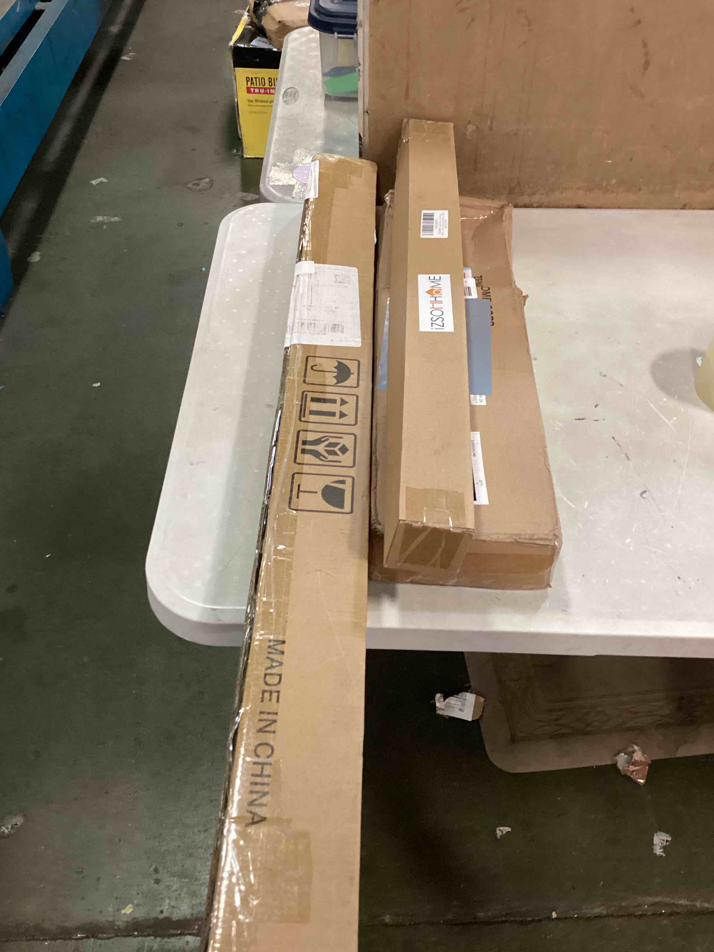 https://s3.amazonaws.com/lotting-images-prod/bidfta/TEA3399071_1751977327118.jpeg