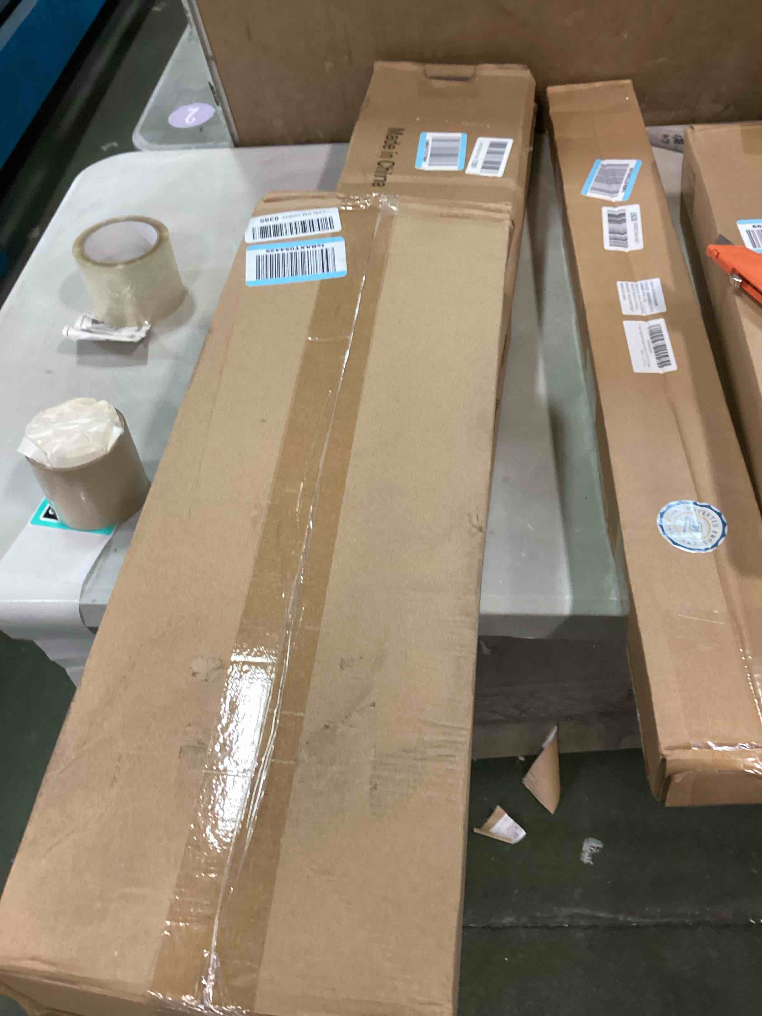 https://s3.amazonaws.com/lotting-images-prod/bidfta/TEA3399272_1752004423616.jpeg