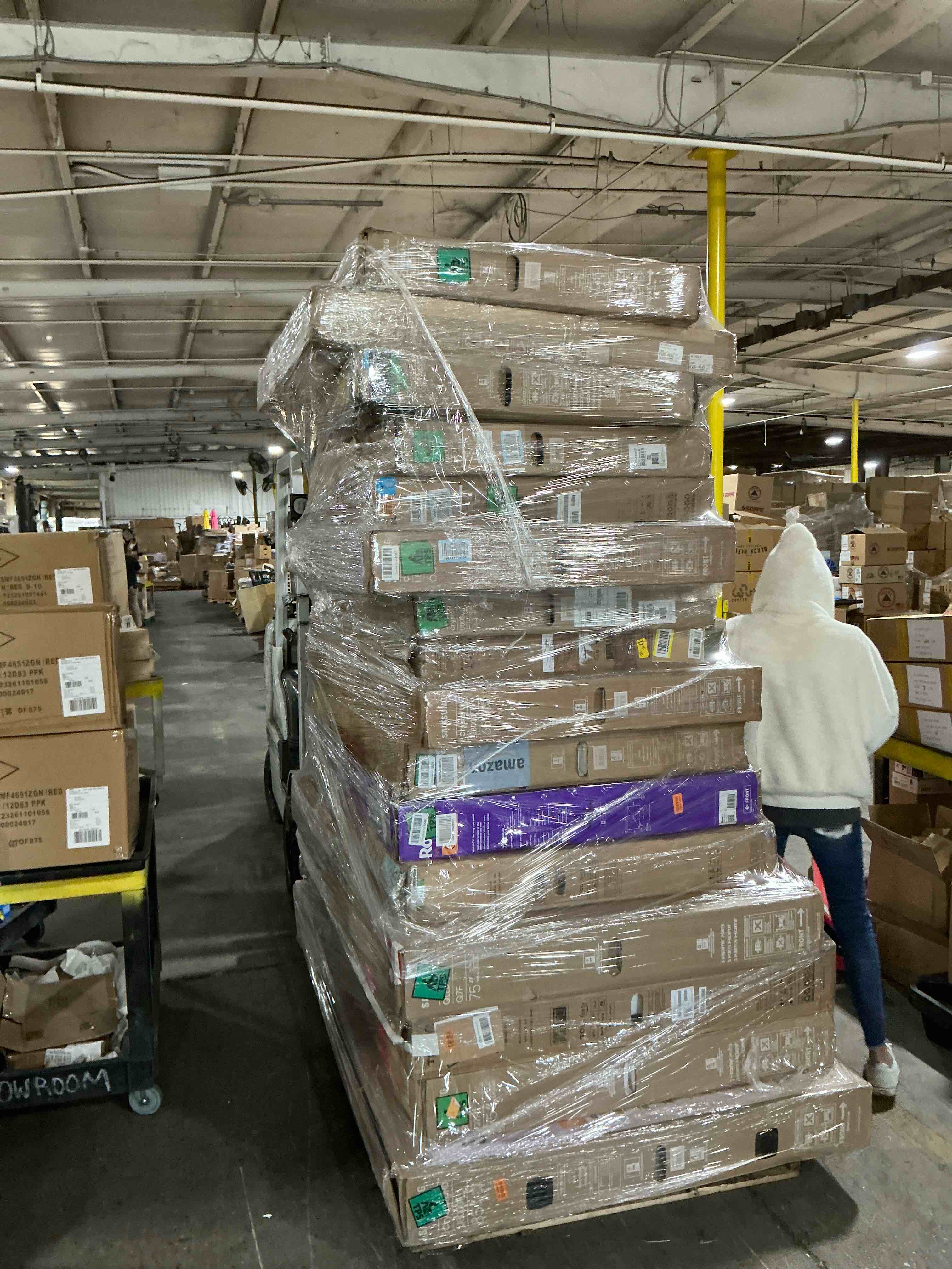 16 assorted TVs most 55 inches or larger brands like Samsung LG, Vizio, and more your BID per TV parts or repair