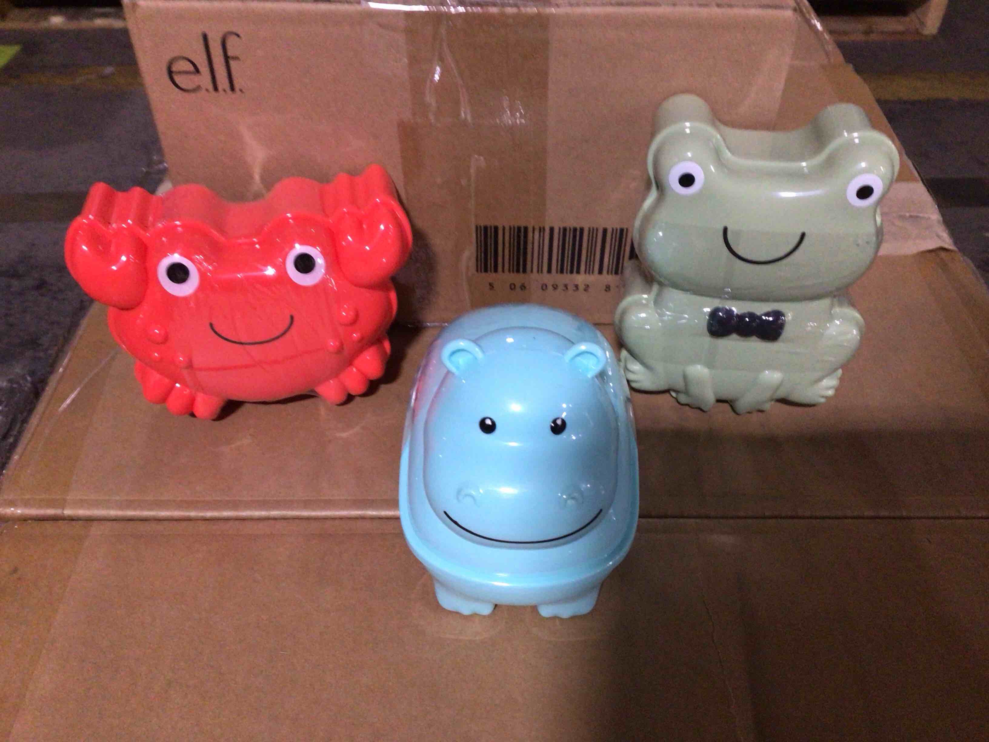 Animal Shaped Soap Dish. Red Crab, Green Frog and Teal Pig