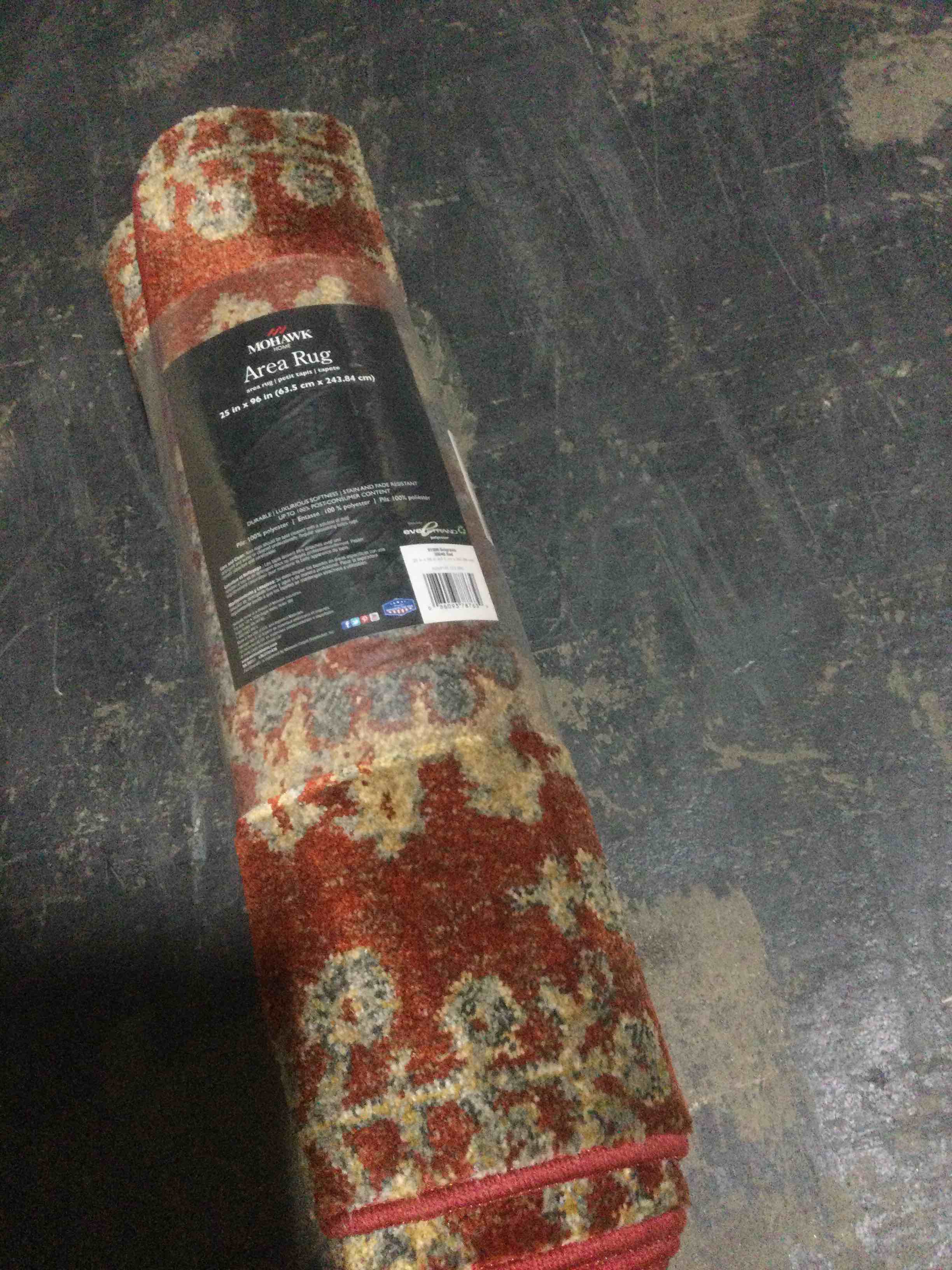 Condition photo showing Good Condition for Mohawk belervaia woven 2’1”x8’ runner, red 