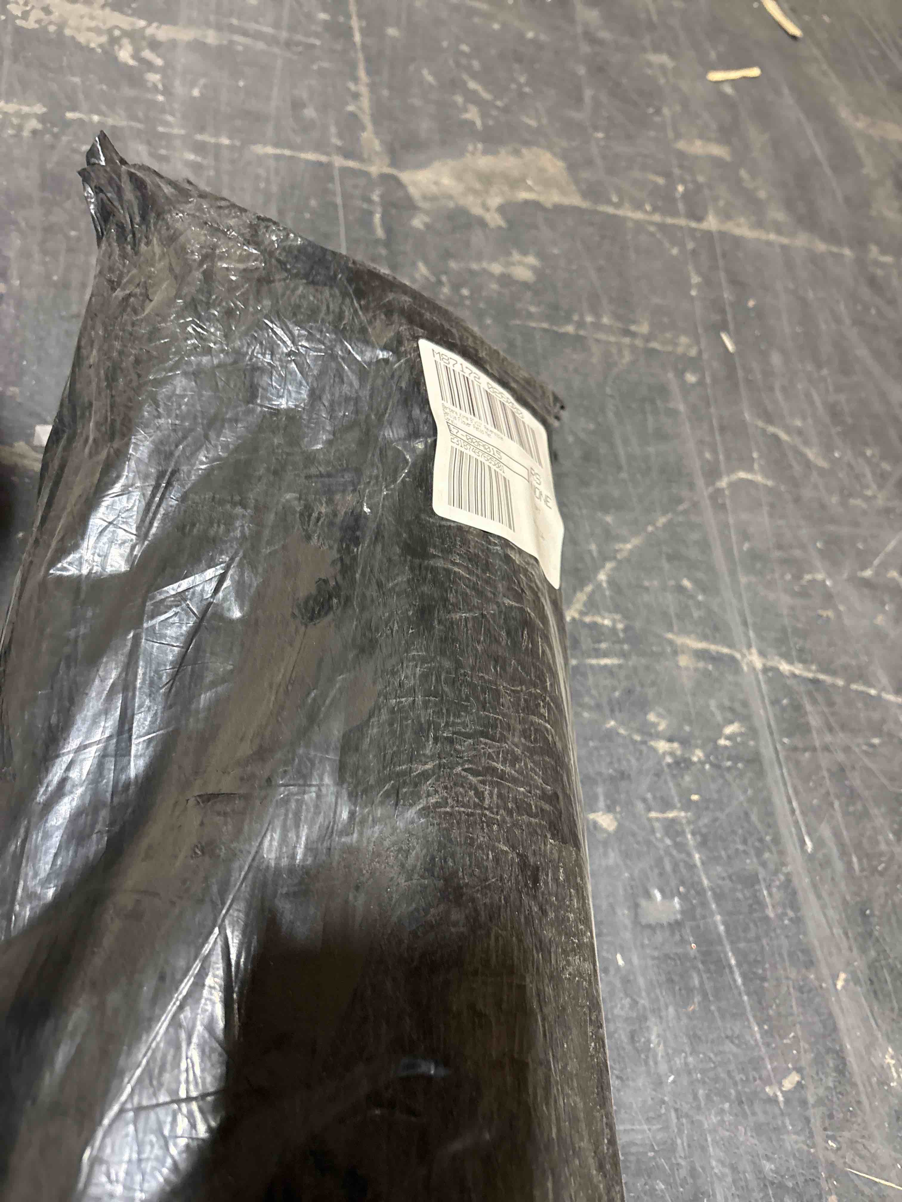 Condition photo showing New/Like New for Barbara king 8’x11” reversible dahlia flower patio mat, coral