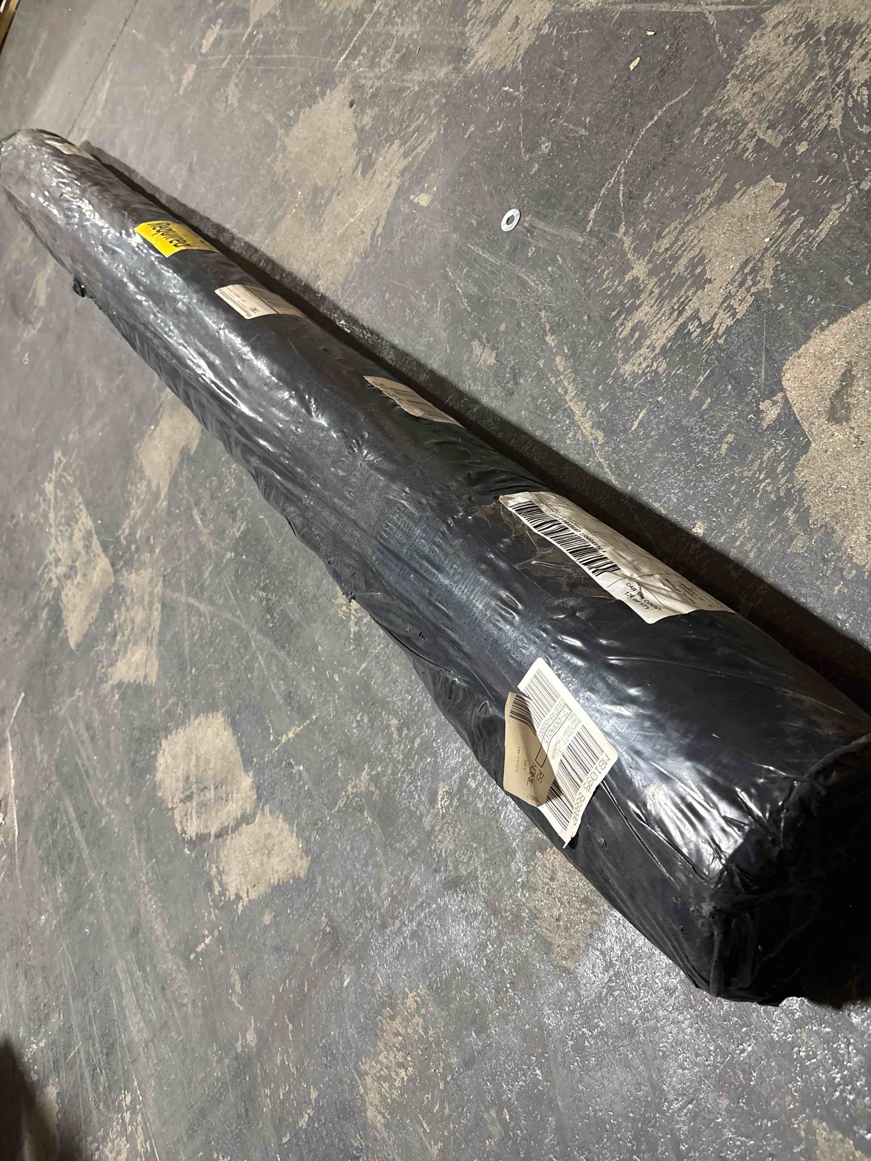 Barbara king 5’3’x7” indoor/outdoor vintage style boh, poppy