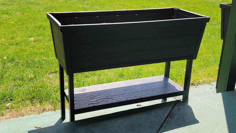 Keter XL Urban Bloomer Resin Elevated Planter Raised Garden Bed 