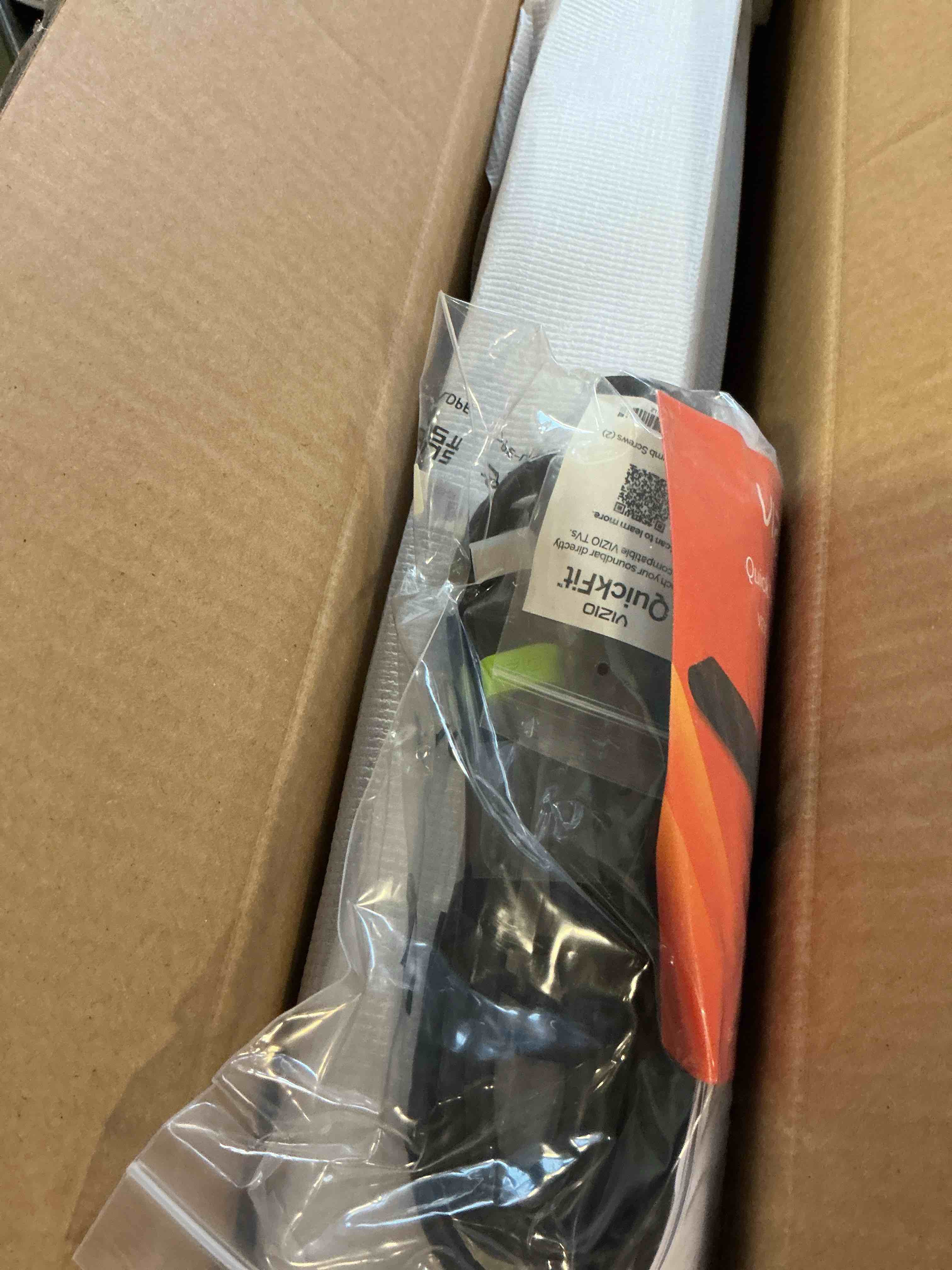 https://s3.amazonaws.com/lotting-images-prod/bidfta/TEA3424990_1756211750045.jpeg