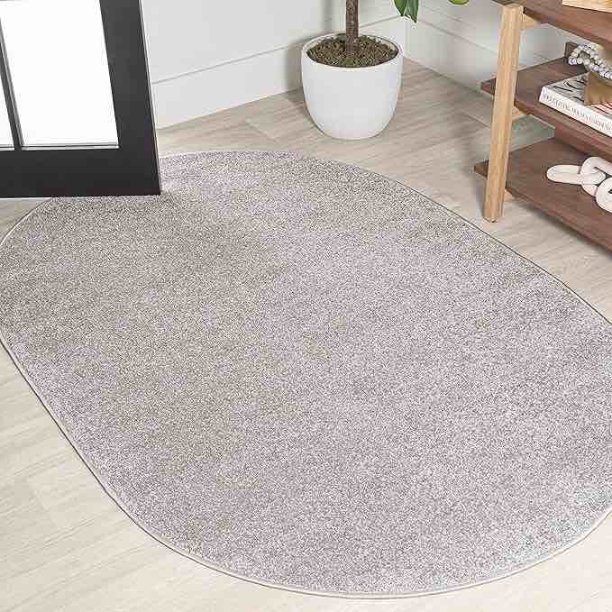 JONATHAN Y Haze Solid Low-Pile Light Gray 4x6 Oval Indoor Area Rug, Coastal,Bohemian,Minimalist,Classic, Easy-Cleaning for Living Room,Bedroom,Kitchen,Pet Friendly,Non-Shedding (SEU100K-4OV)