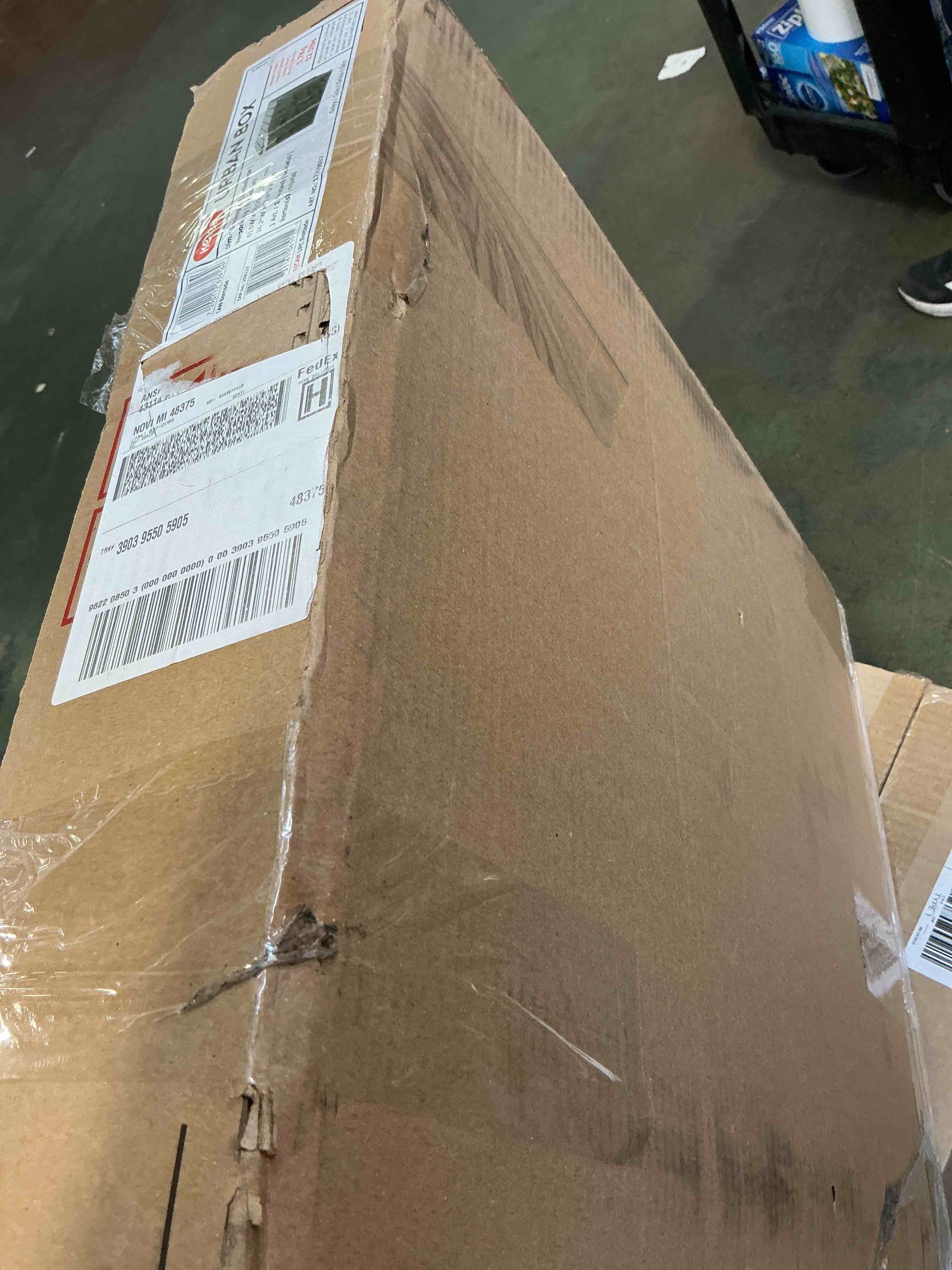 https://s3.amazonaws.com/lotting-images-prod/bidfta/TEA3426568_1758217811805.jpeg