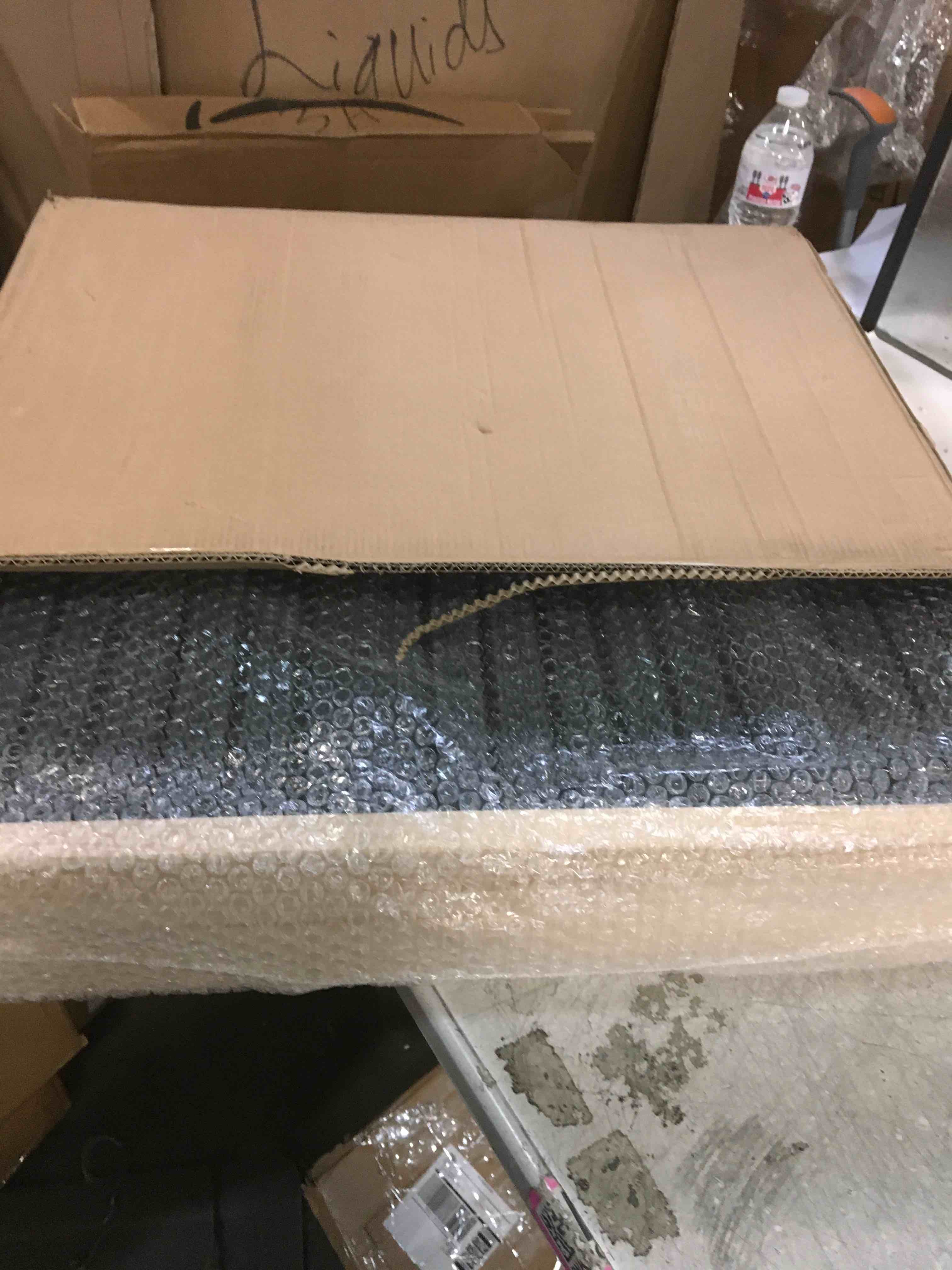 https://s3.amazonaws.com/lotting-images-prod/bidfta/TEA3451160_1749918281112.jpeg