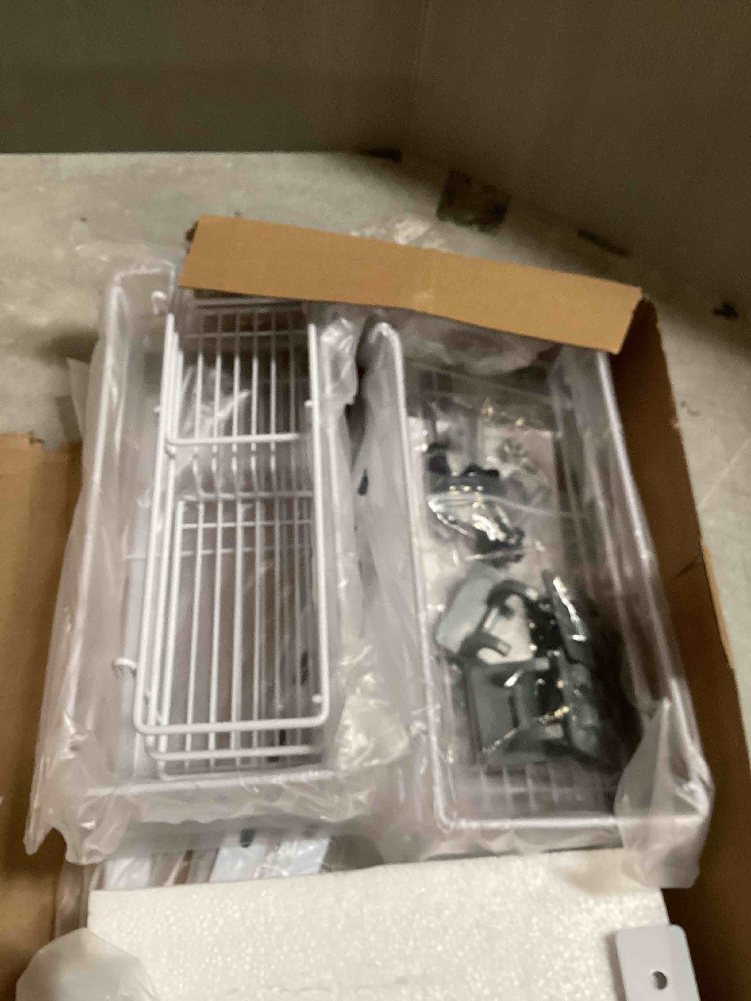 https://s3.amazonaws.com/lotting-images-prod/bidfta/TEA3452857_1750945053881.jpeg