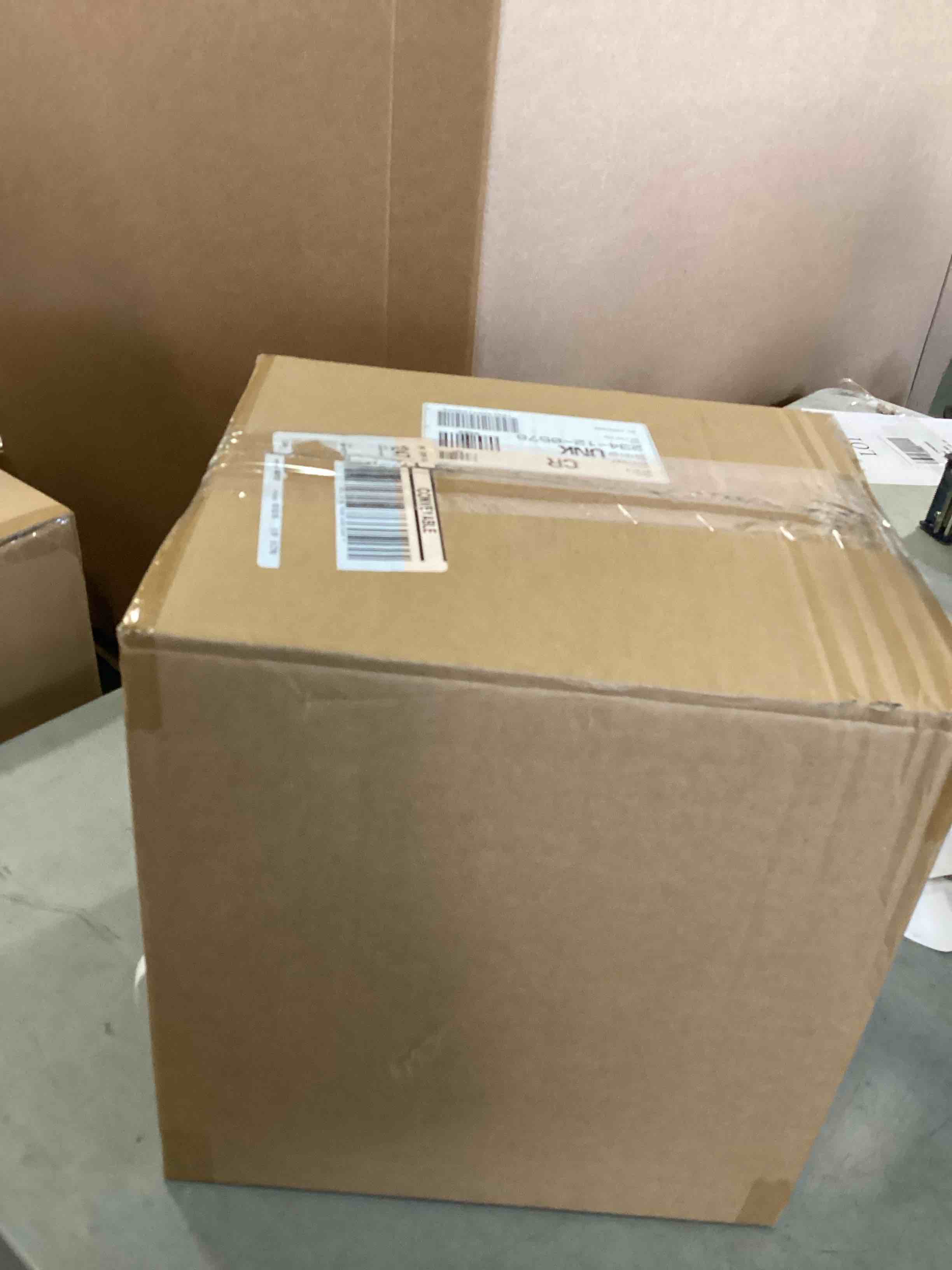 https://s3.amazonaws.com/lotting-images-prod/bidfta/TEA3453015_1751042509276.jpeg