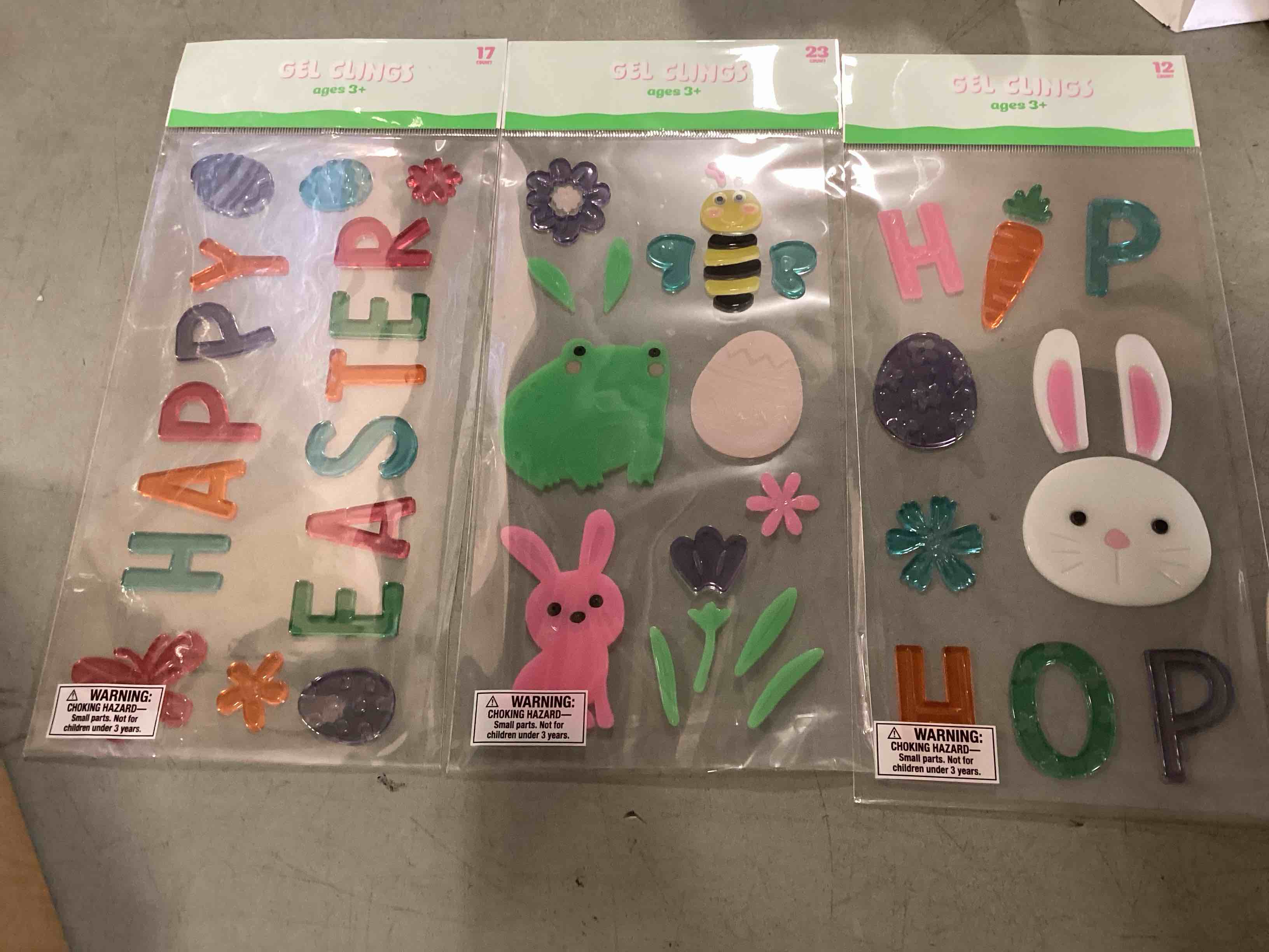 assorted of GEL CLINGS  Three Desing different ,total of 35 pcs
