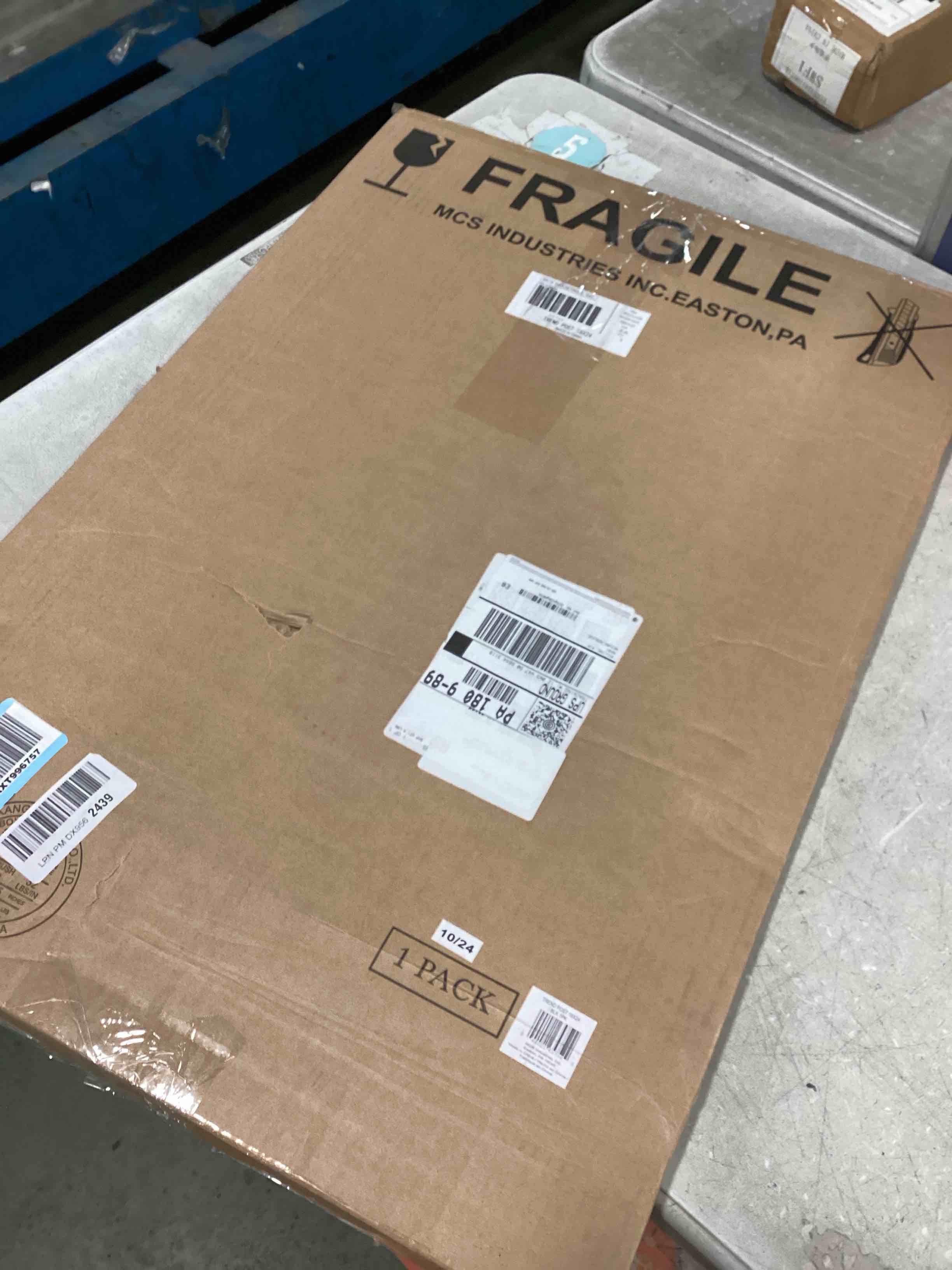 https://s3.amazonaws.com/lotting-images-prod/bidfta/TEA3458882_1750253889898.jpeg